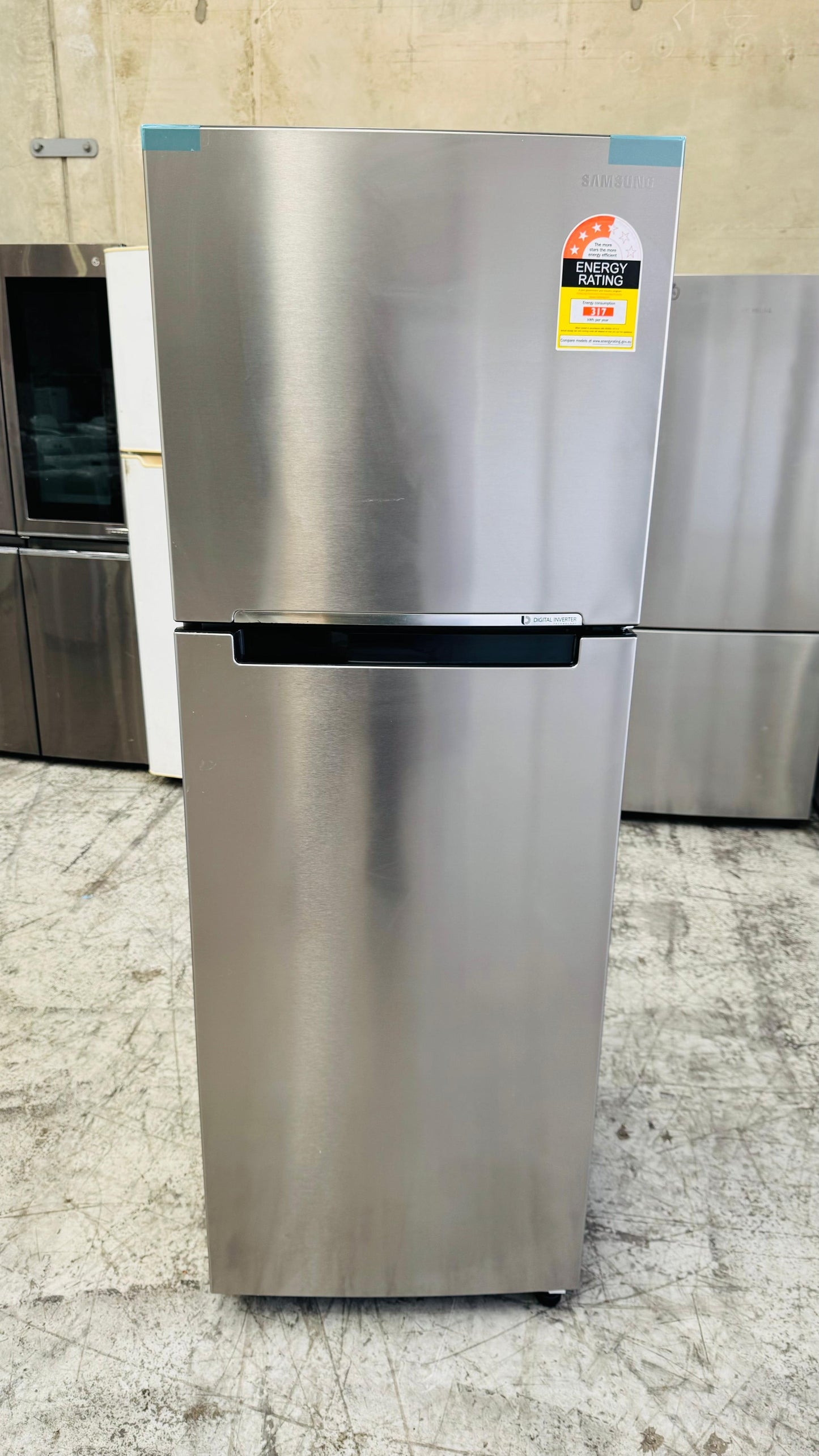 SAMSUNG 343 LITRES FRIDGE FREEZER