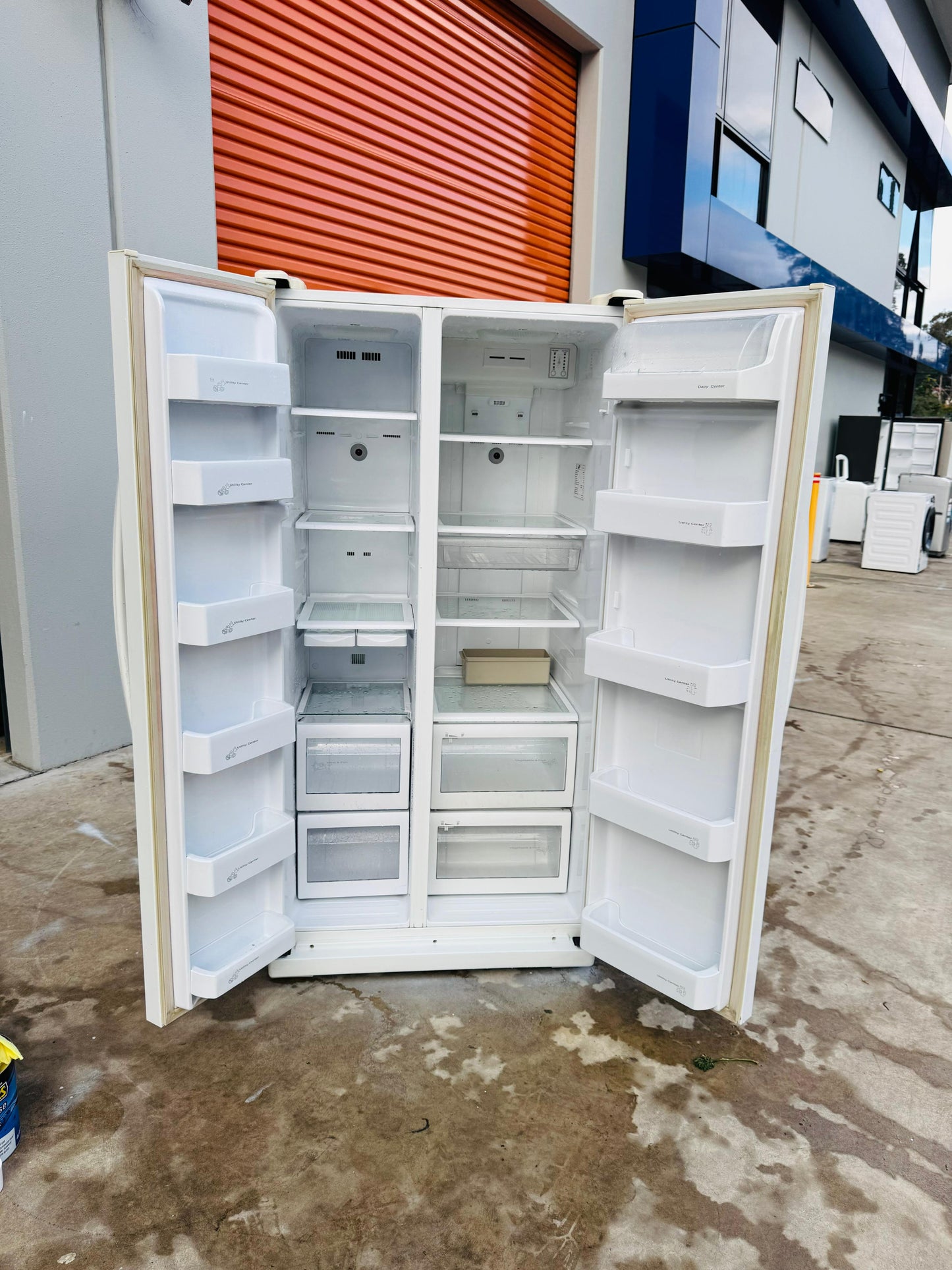 SAMSUNG 535 LITRES SIDE BY SIDE DOOR FRIDGE FREEZER