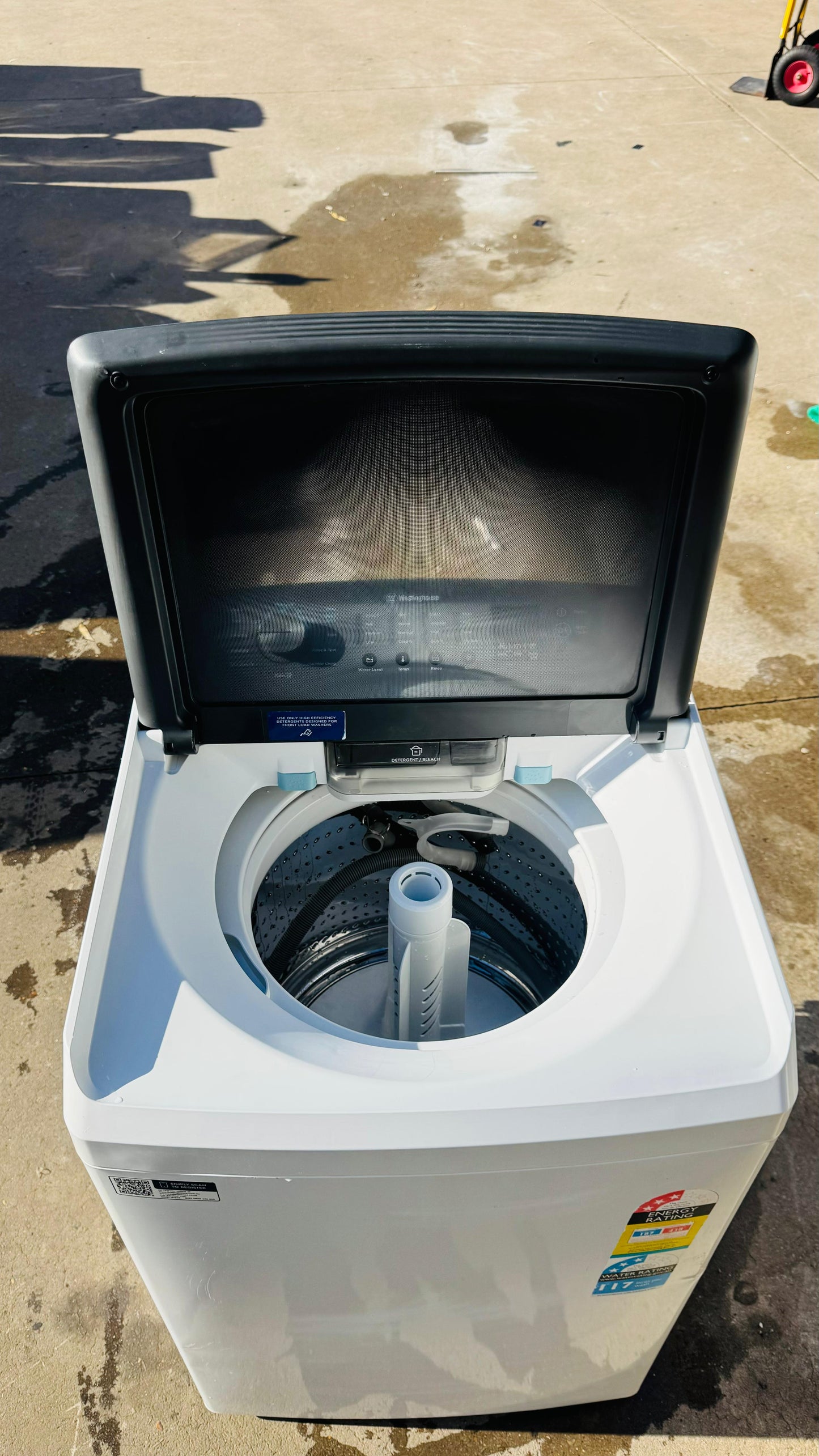 WESTINGHOUSE 8KGS TOP LOADER WASHING MACHINE