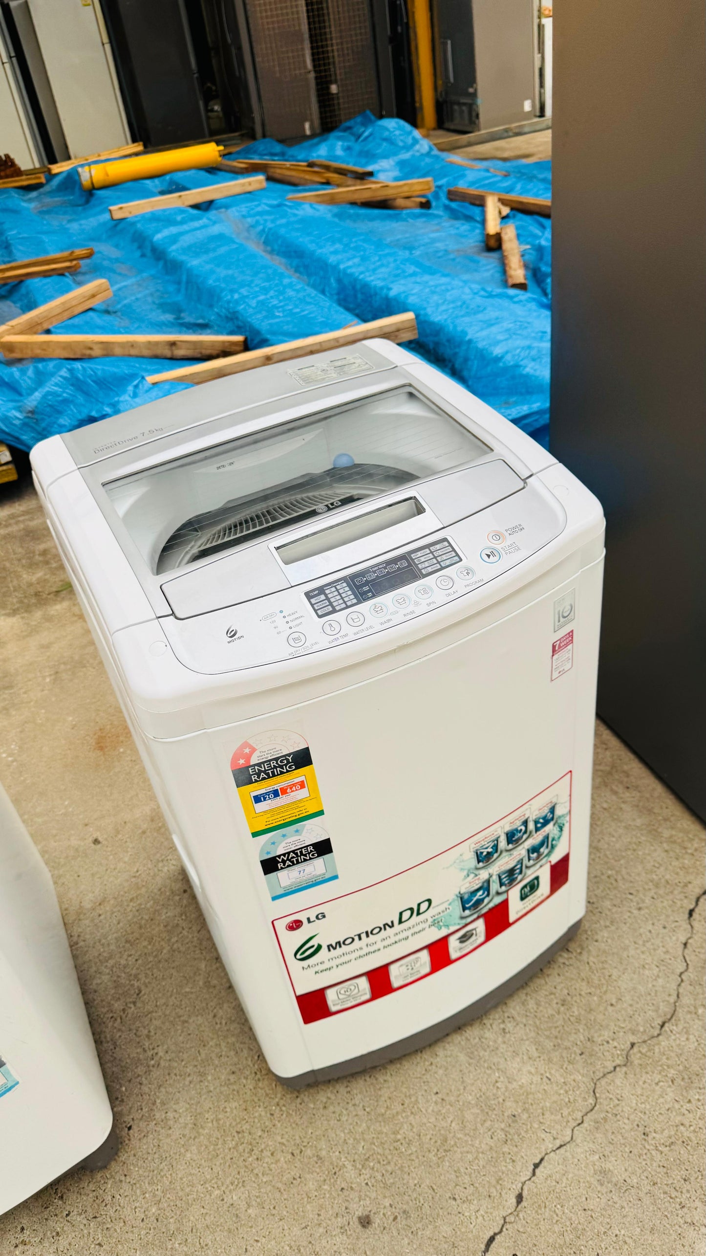 LG 7.5KGS TOP LOADER WASHING MACHINE