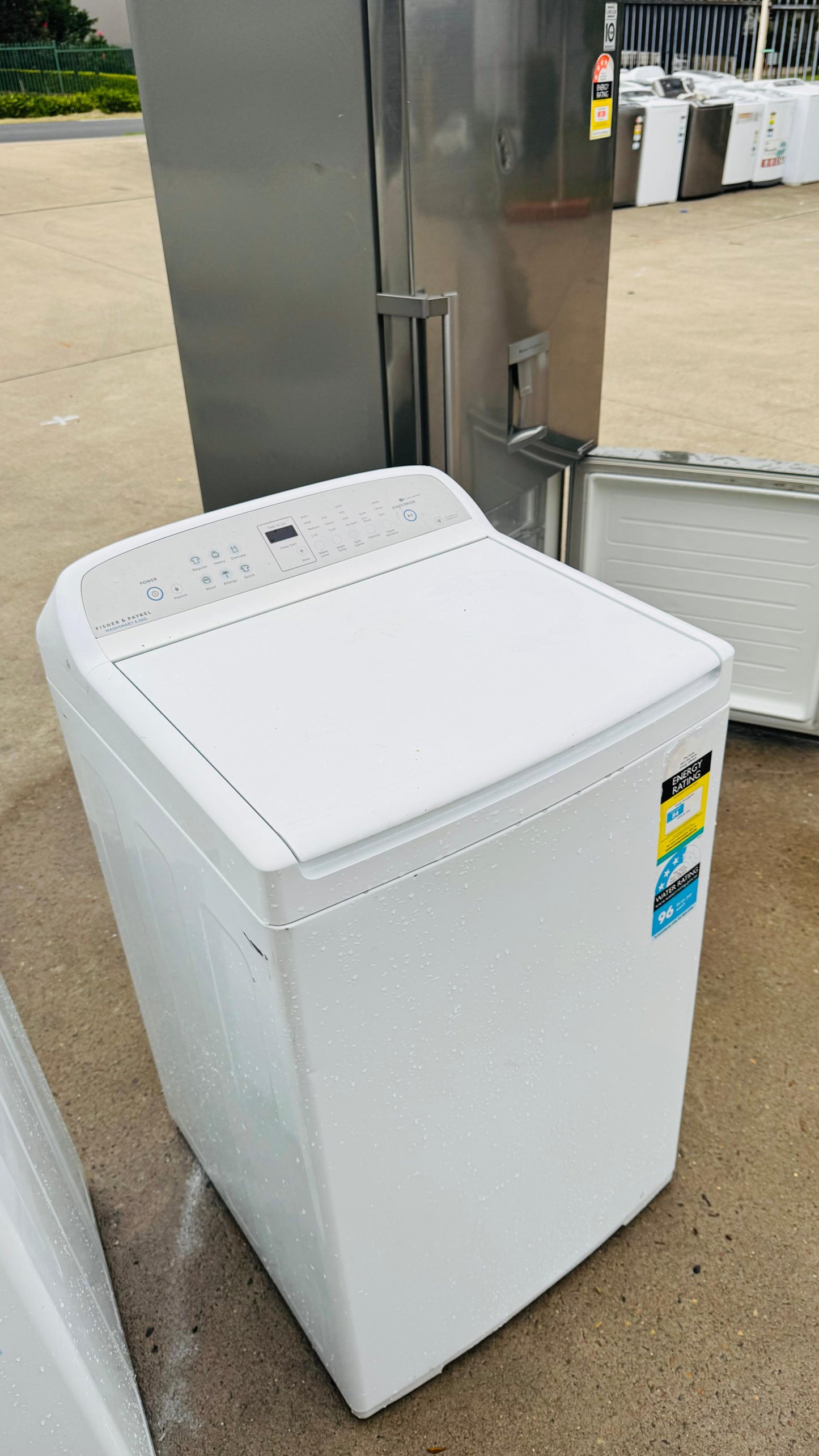 FISHER AND PAYKEL 8.5KGS TOP LOADER WASHING MACHINE