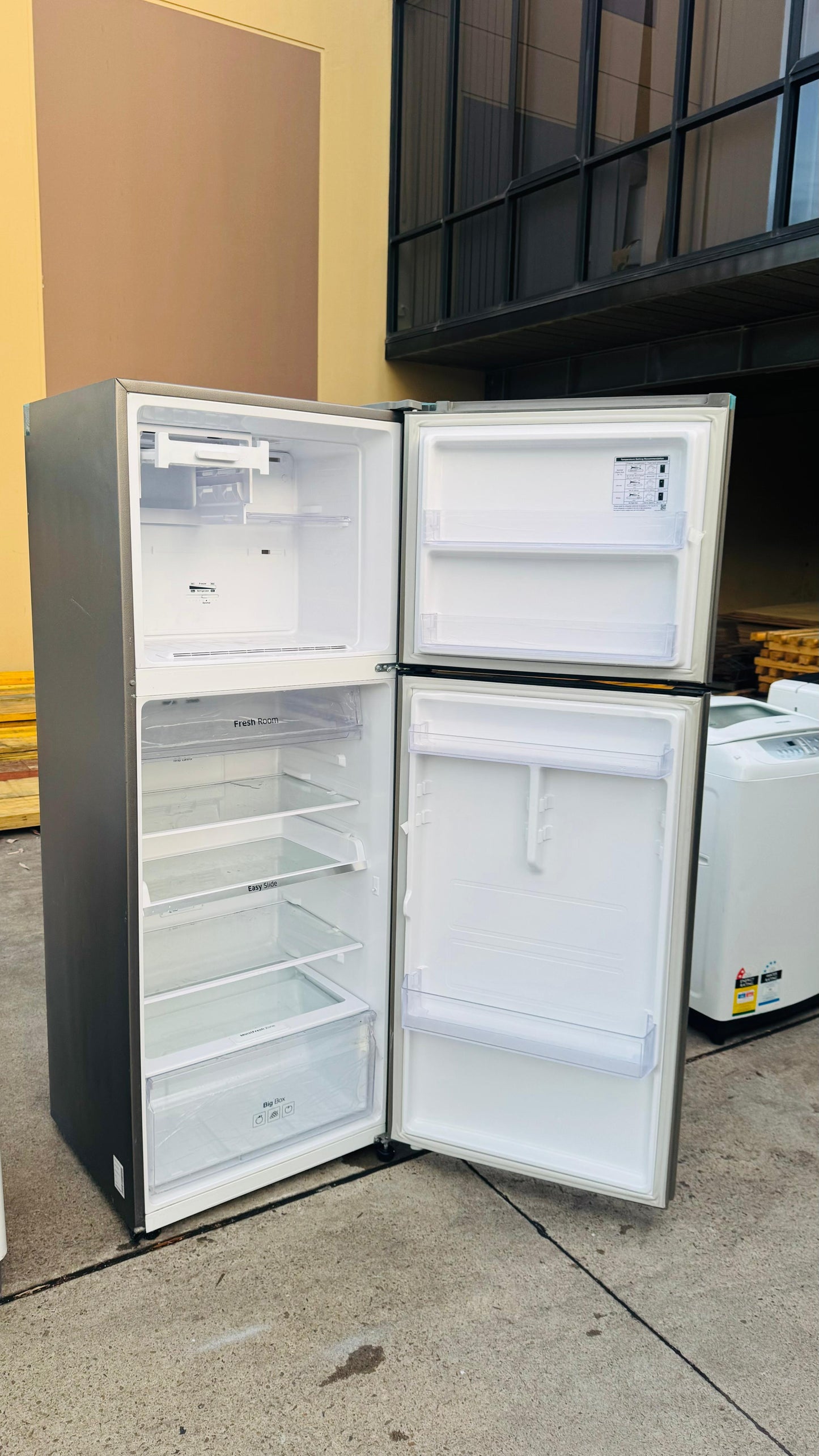 SAMSUNG 415 LITRES FRIDGE FREEZER