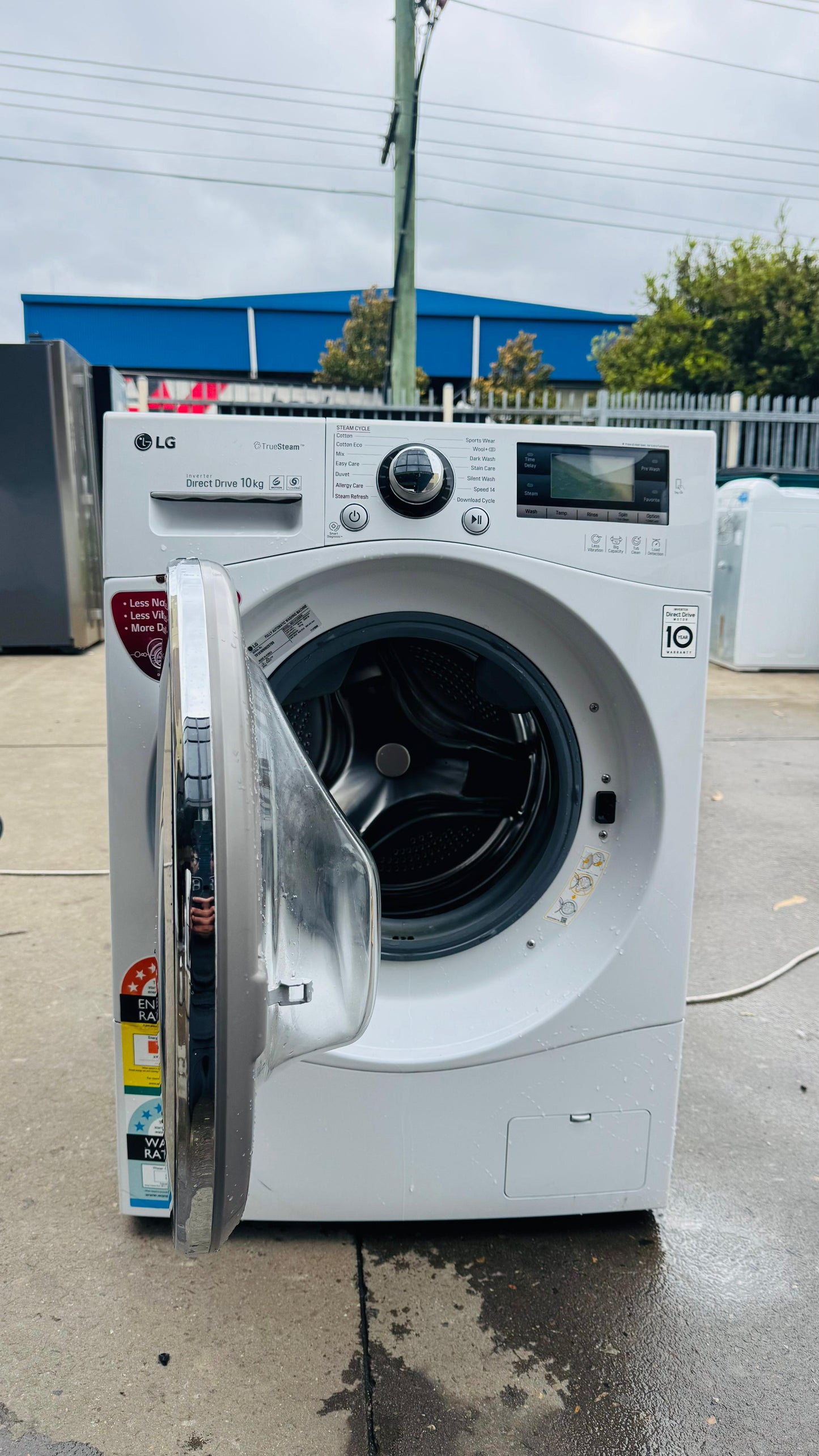 LG 10KGS FRONT LOADER WASHING MACHINE