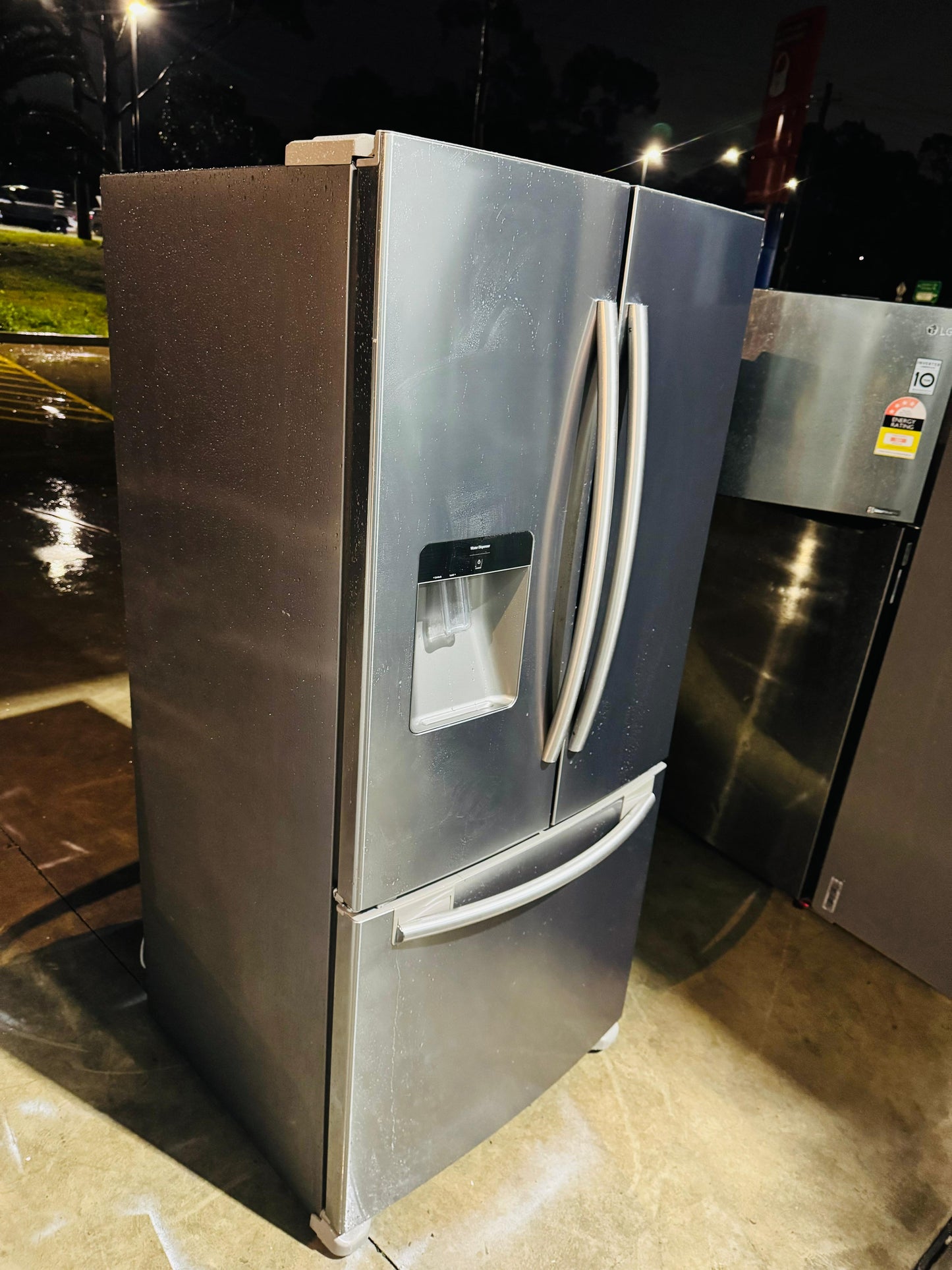 SAMSUNG 579 LITRES FRENCH DOOR FRIDGE FREEZER
