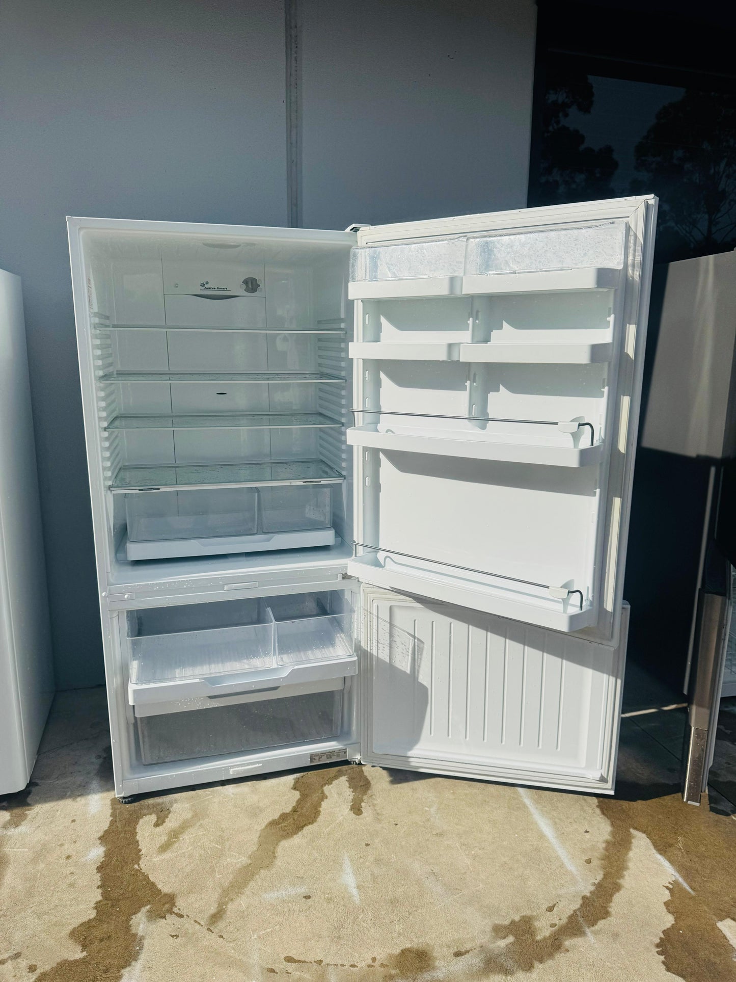 FISHER AND PAYKEL 519 LITRES FRIDGE FREEZER
