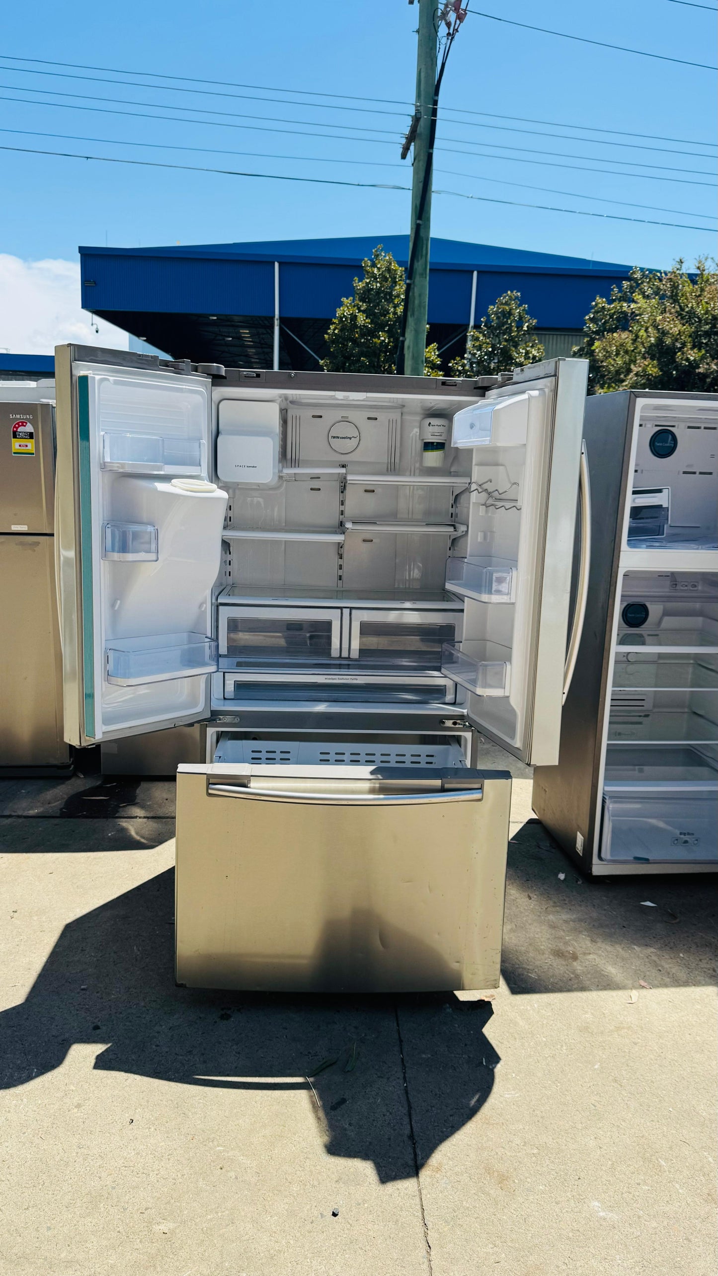 SAMSUNG FRENCH DOOR 639 LITRES FRIDGE FREEZER