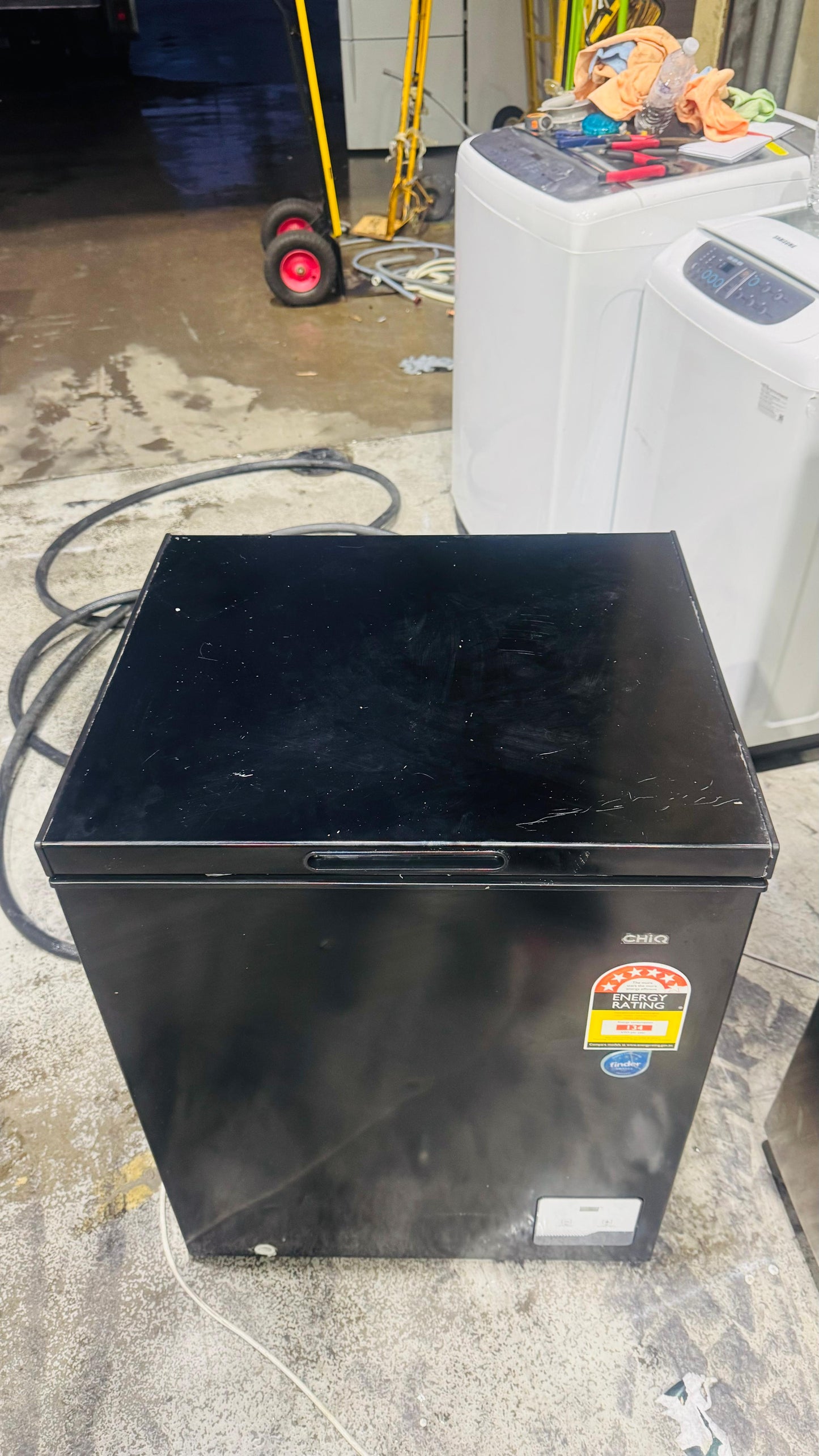 CHIQ 142 LITRES  FREEZER