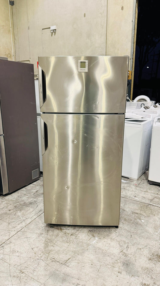 ELECTROLUX 520 LITRES FRIDGE FREEZER