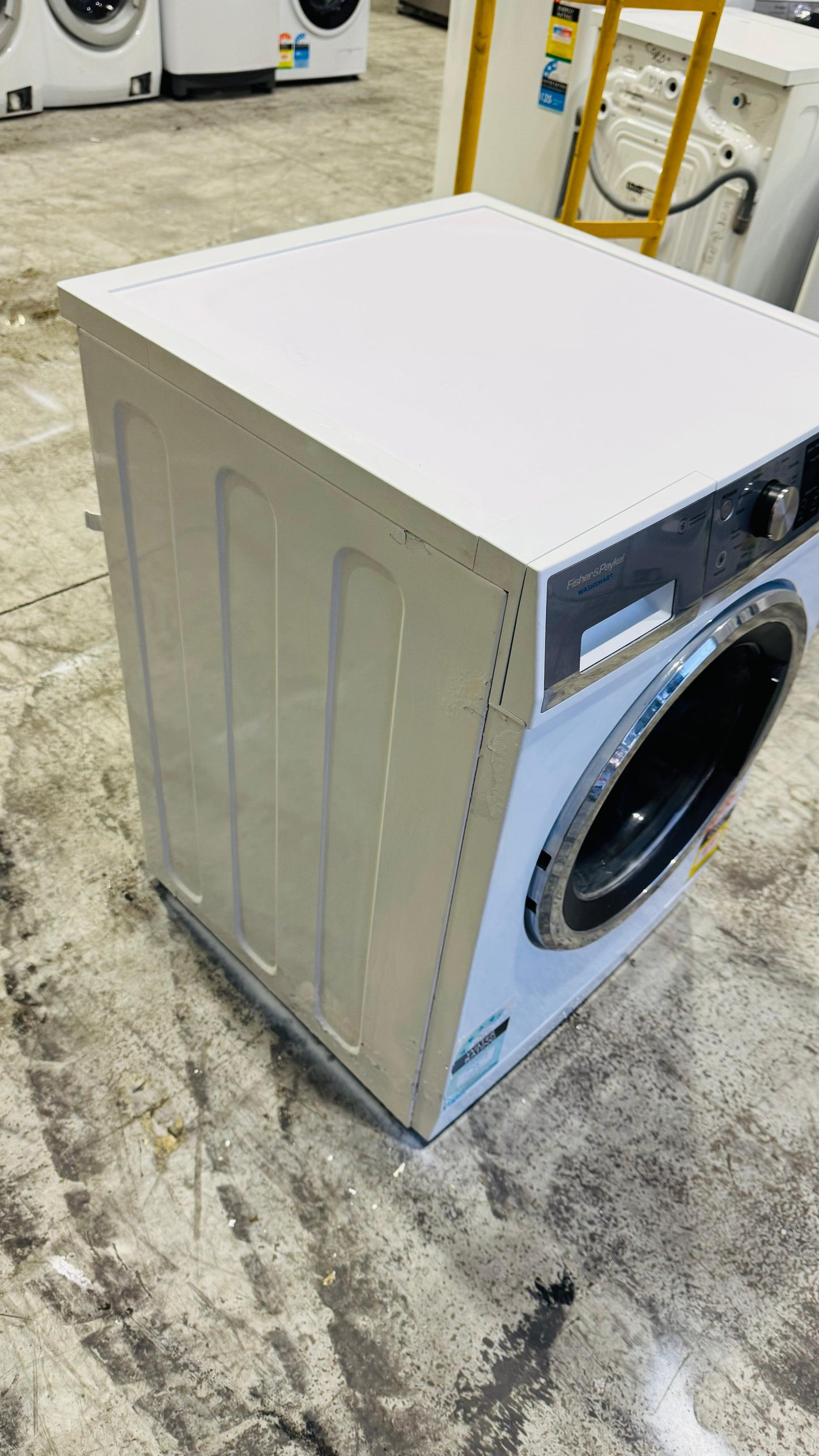 FISHER AND PAYKEL 8.5KGS FRONT LOADER WASHING MACHINE
