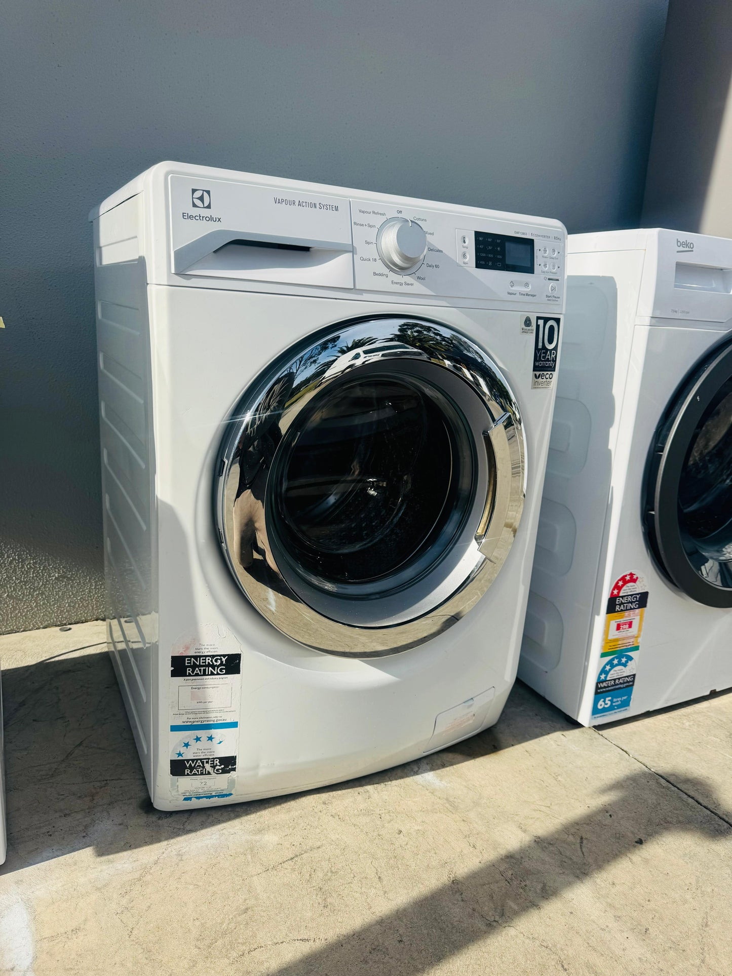 ELECTROLUX 8.5 KGS FRONT LOADER WASHING MACHINE