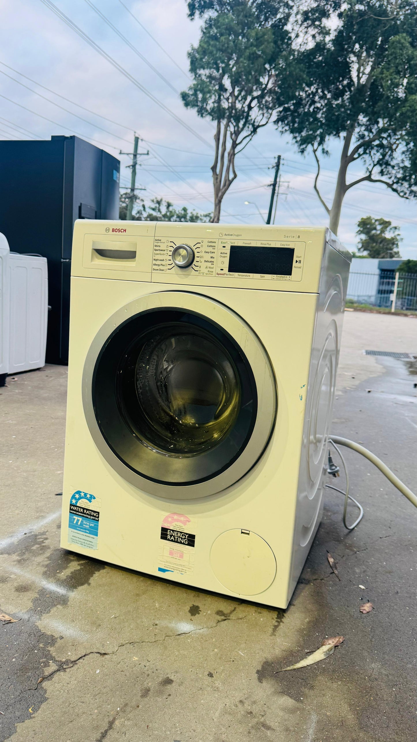 BOSCH 9KGS FRONT LOADER WASHING MACHINE