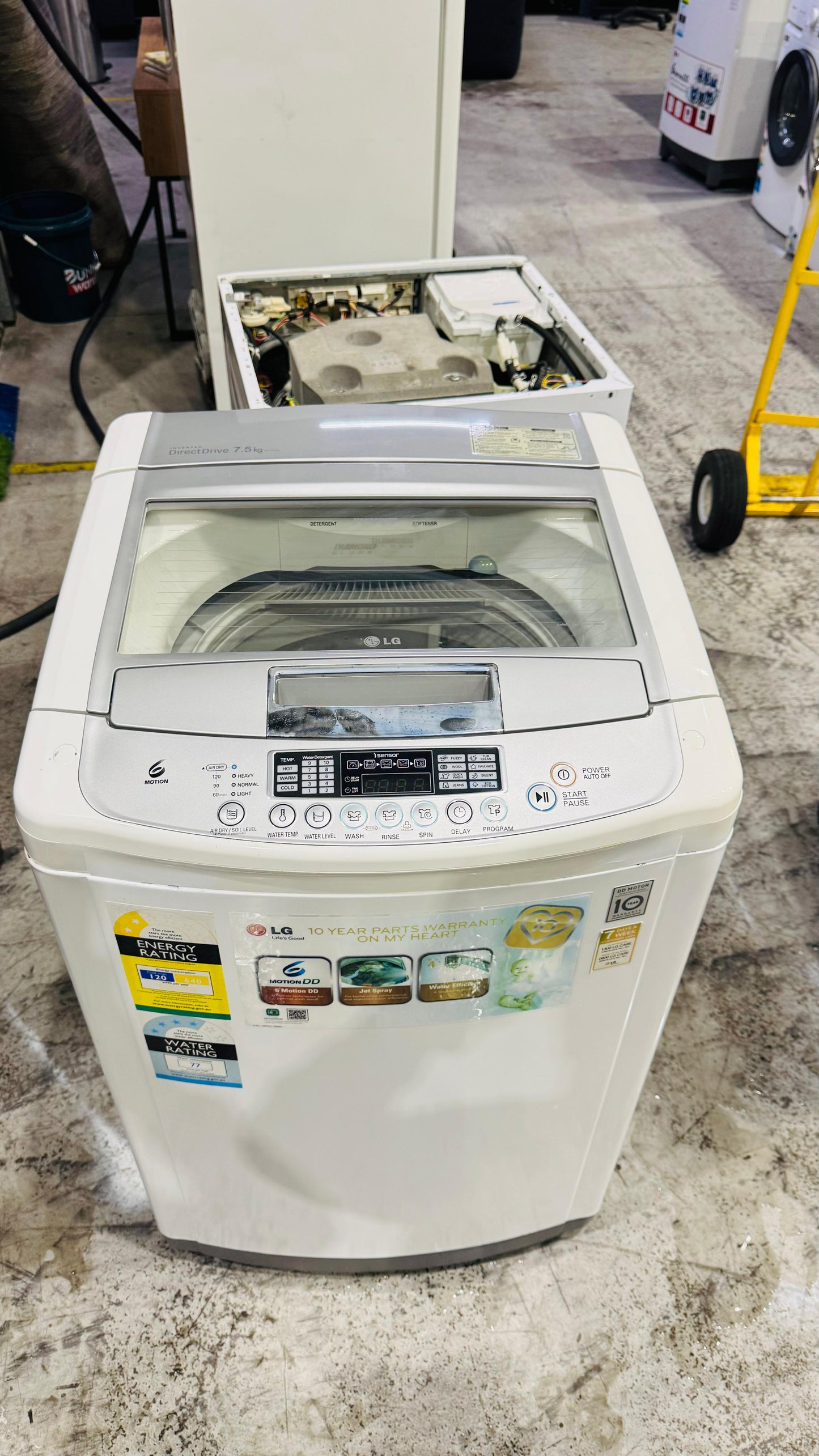 LG 7.5KGS TOP LOADER WASHING MACHINE