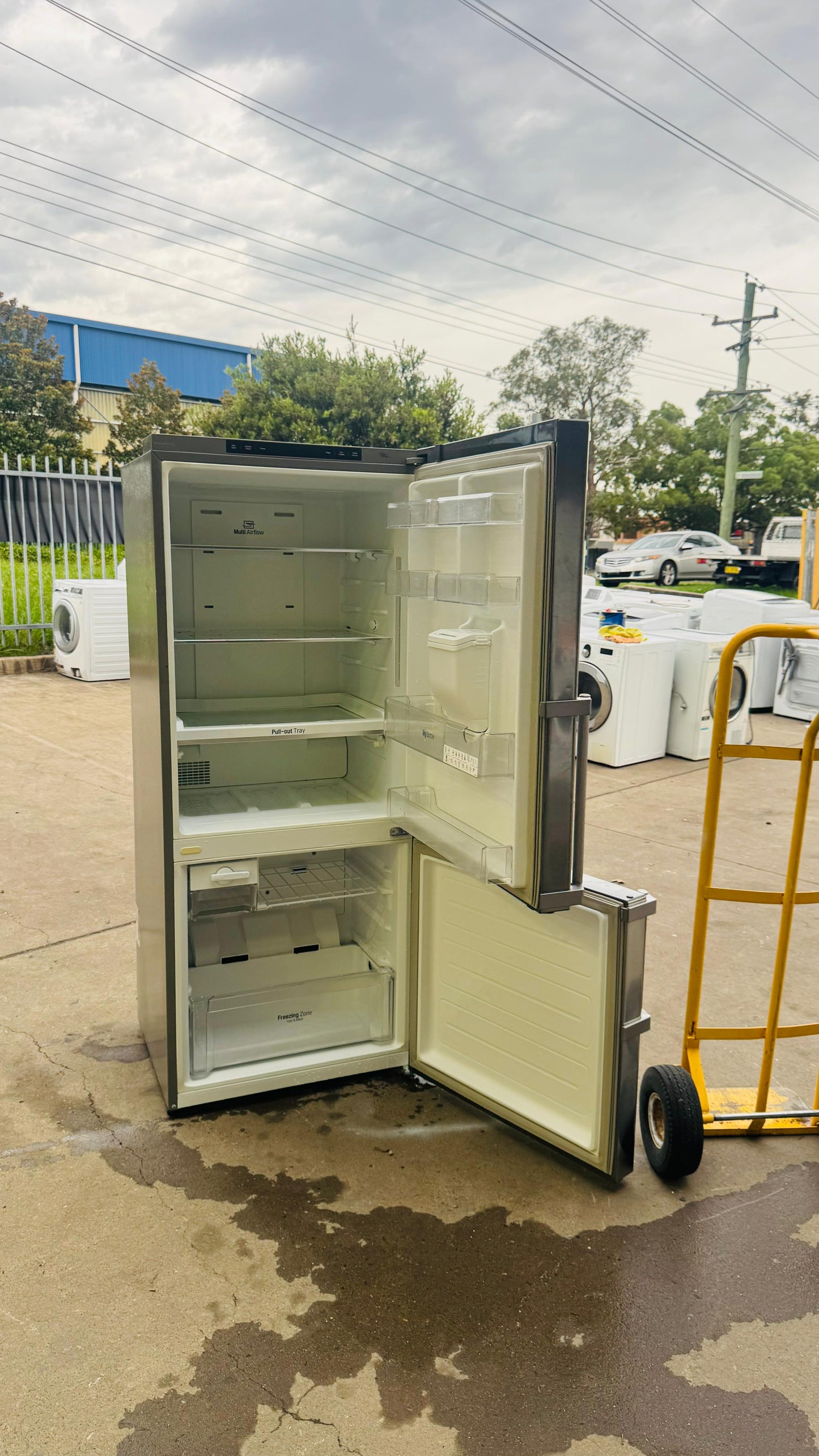 LG 450 LITRES FRIDGE FREEZER