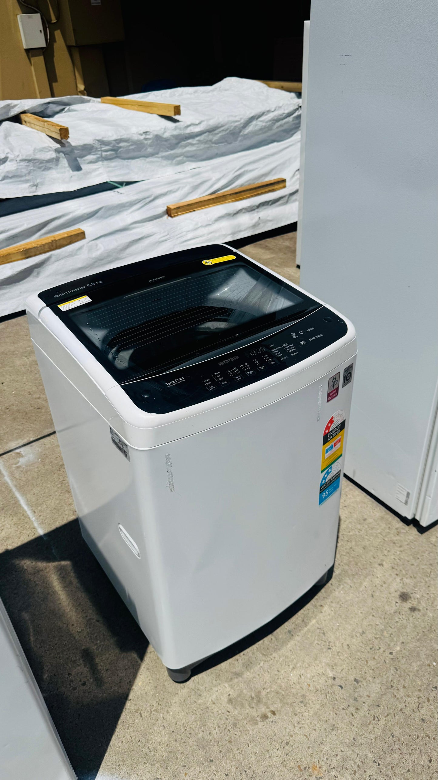 LG 6.5KGS TOP LOADER WASHING MACHINE