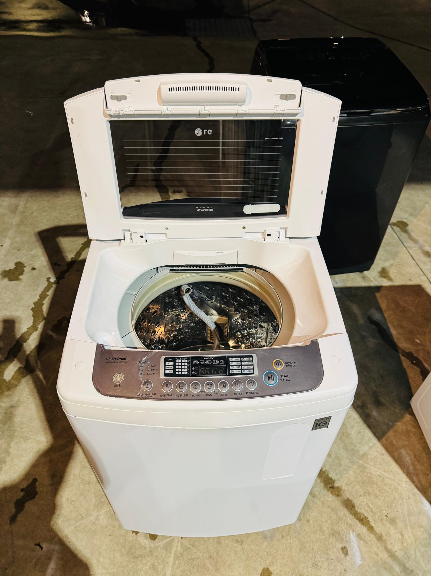 LG 9.5KGS TOP LOADER WASHING MACHINE