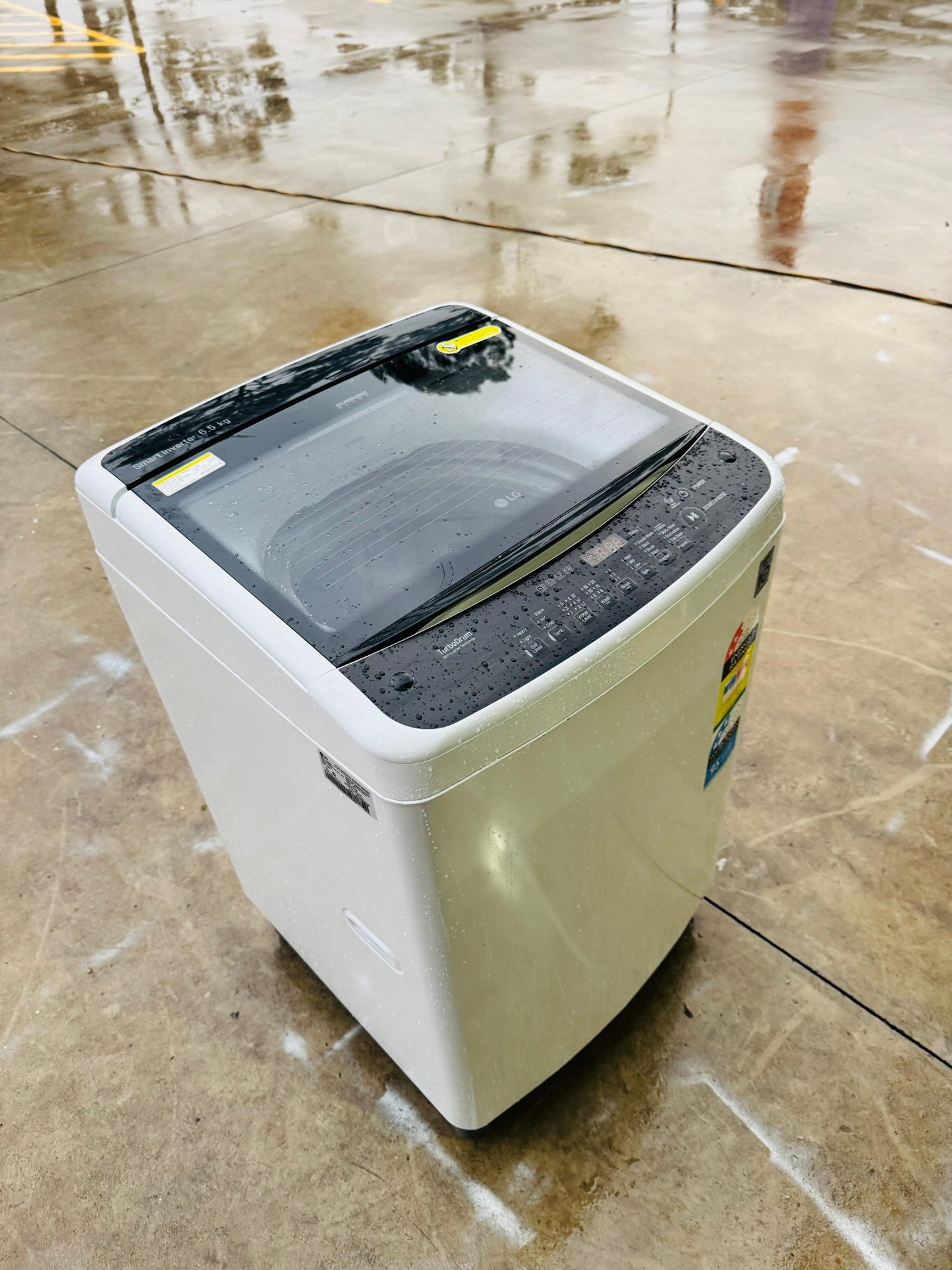 LG 6.5KGS TOP LOADER WASHING MACHINE