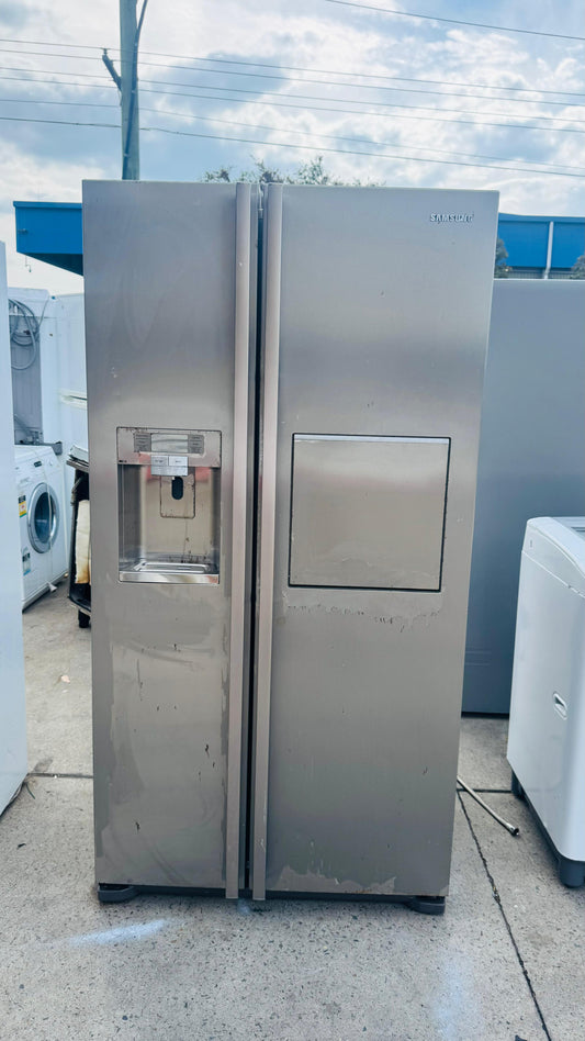 SAMSUNG 702 LITRES SIDE BY SIDE DOOR FRIDGE FREEZER