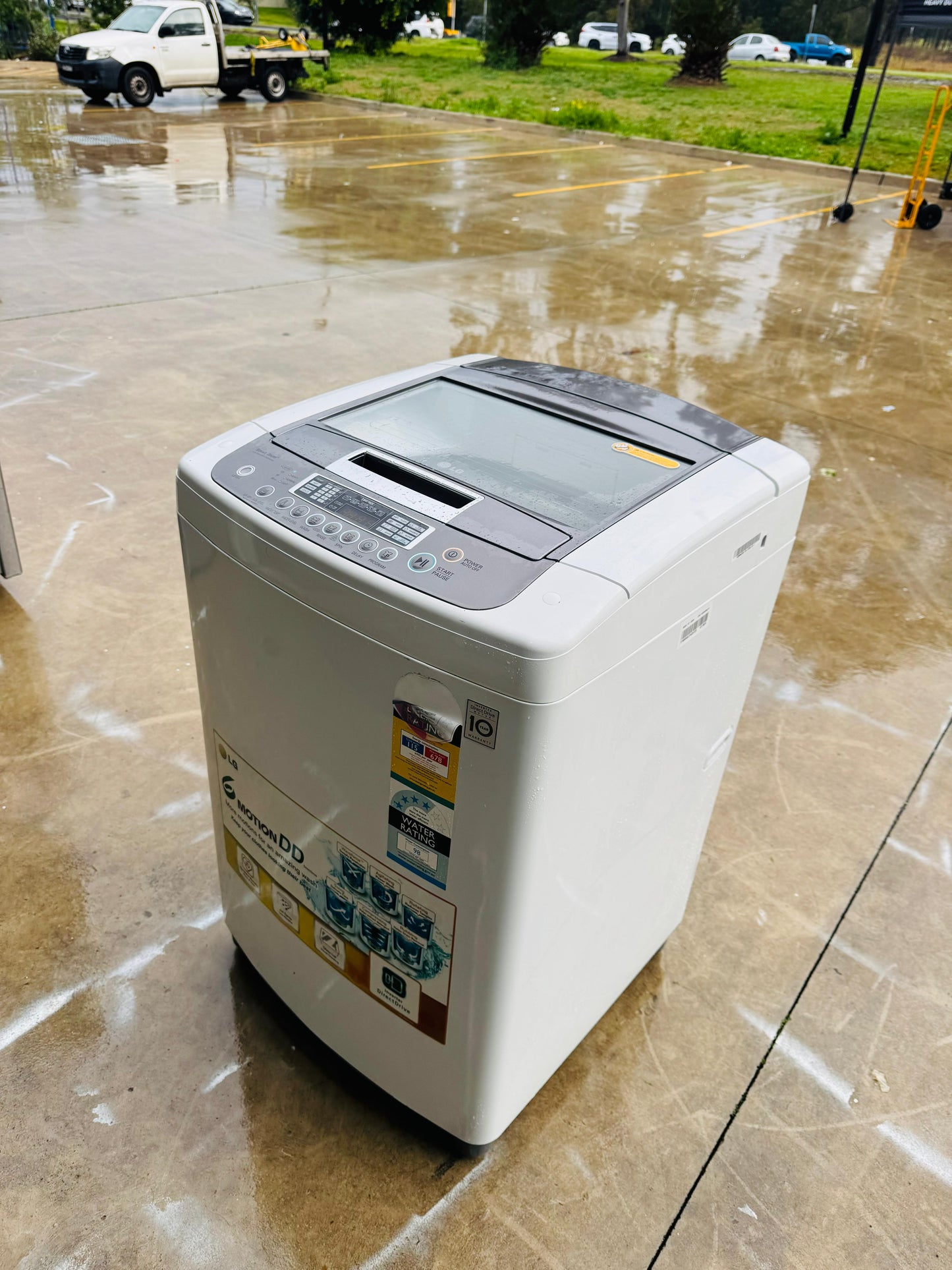 LG 9.5KGS TOP LOADER WASHING MACHINE