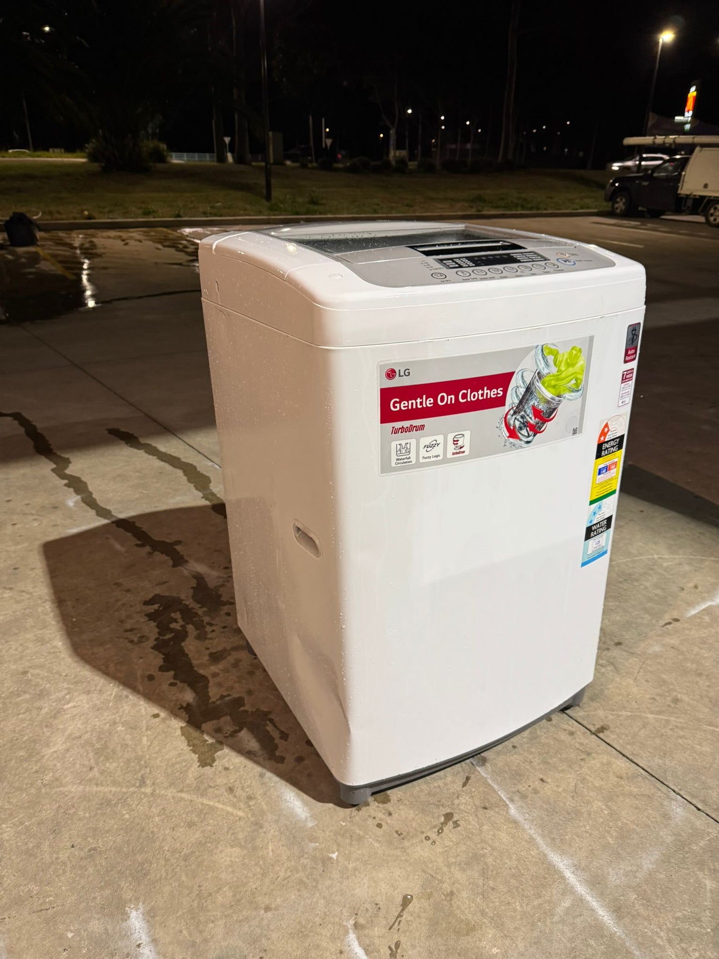 LG 7.5 KGS TOP LOADER WASHING MACHINE
