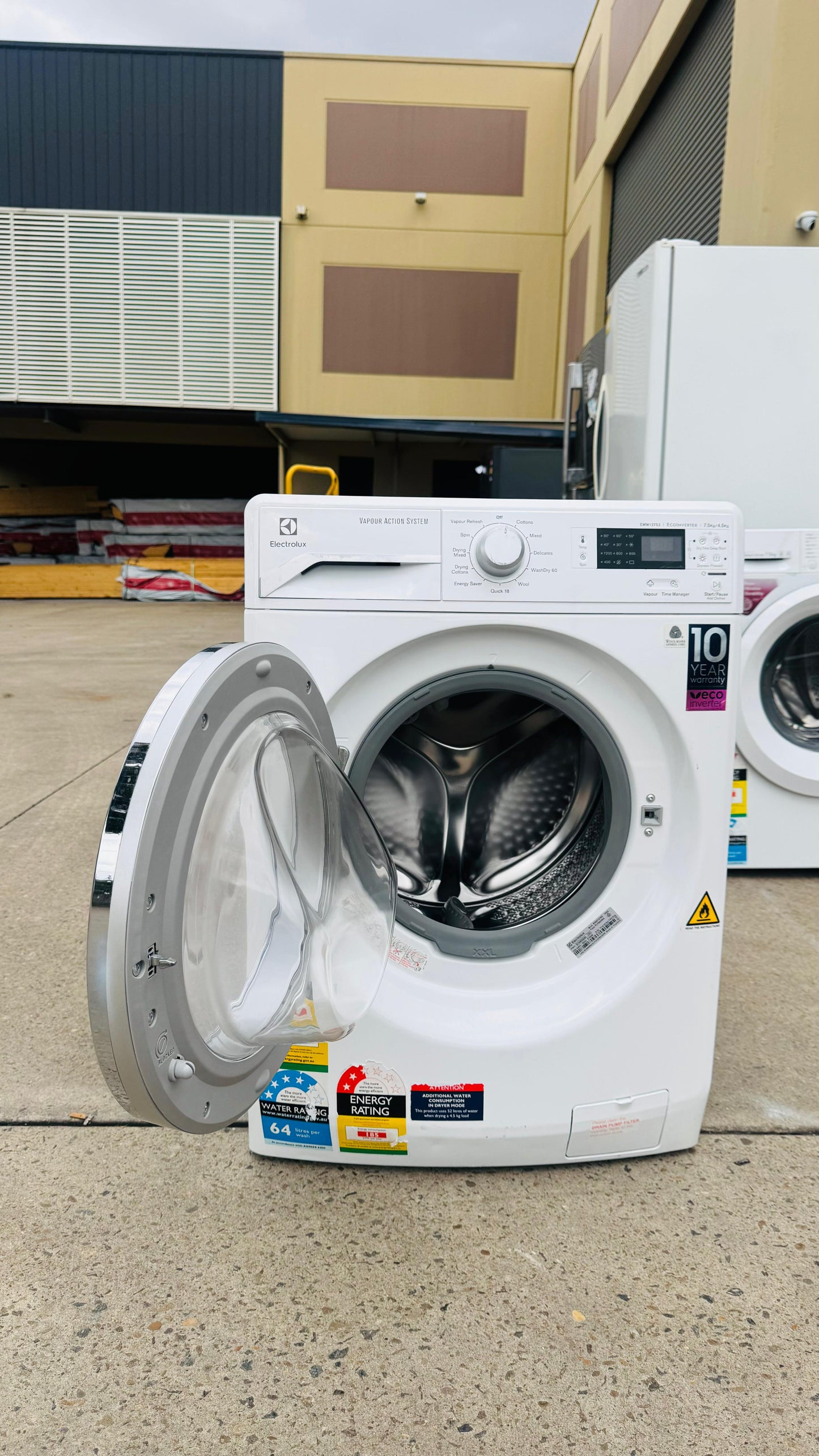 ELECTROLUX 7.5KGS FRONT LOADER WASHING MACHINE