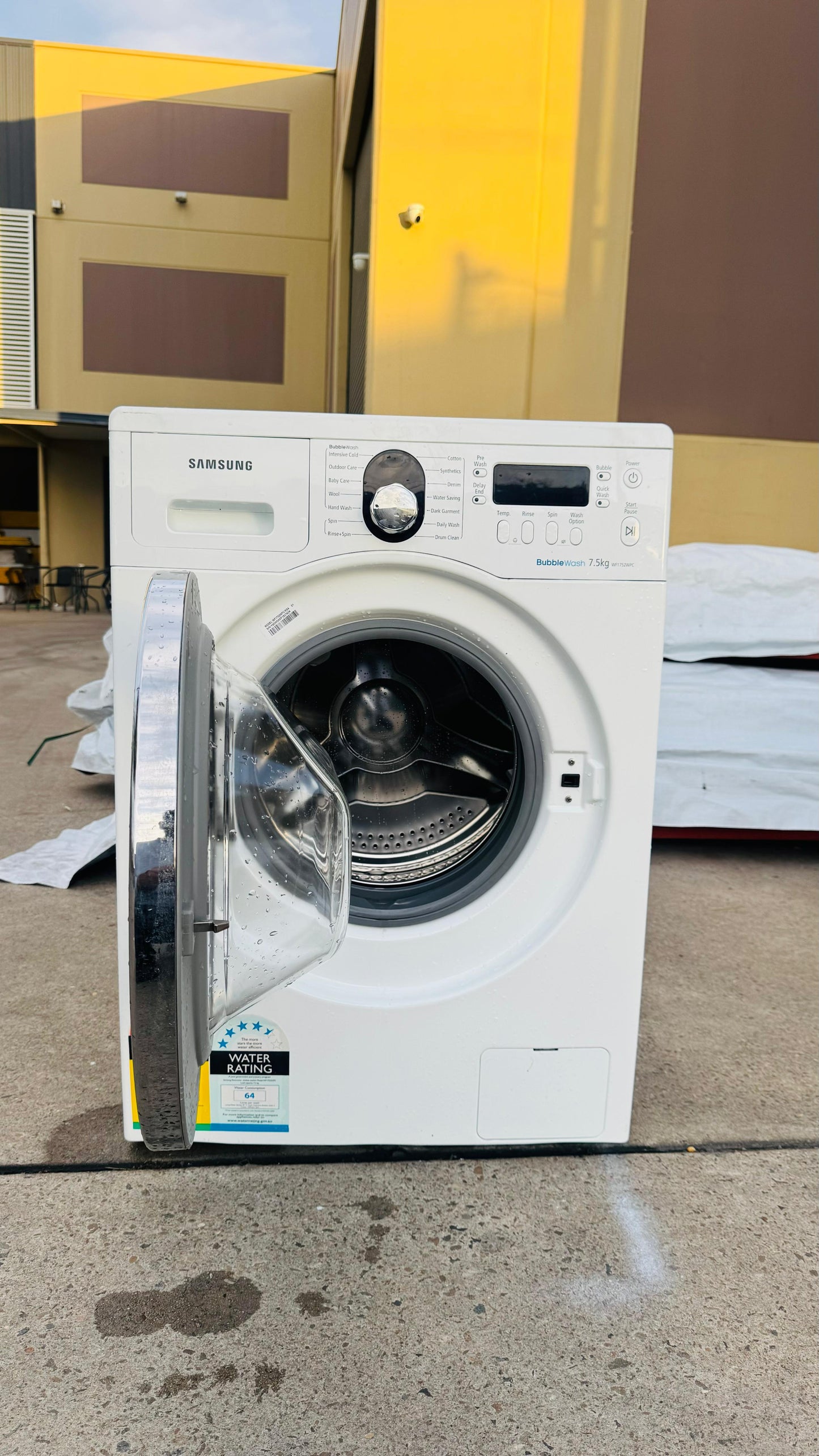 SAMSUNG 7.5KGS FRONT LOADER WASHING MACHINE