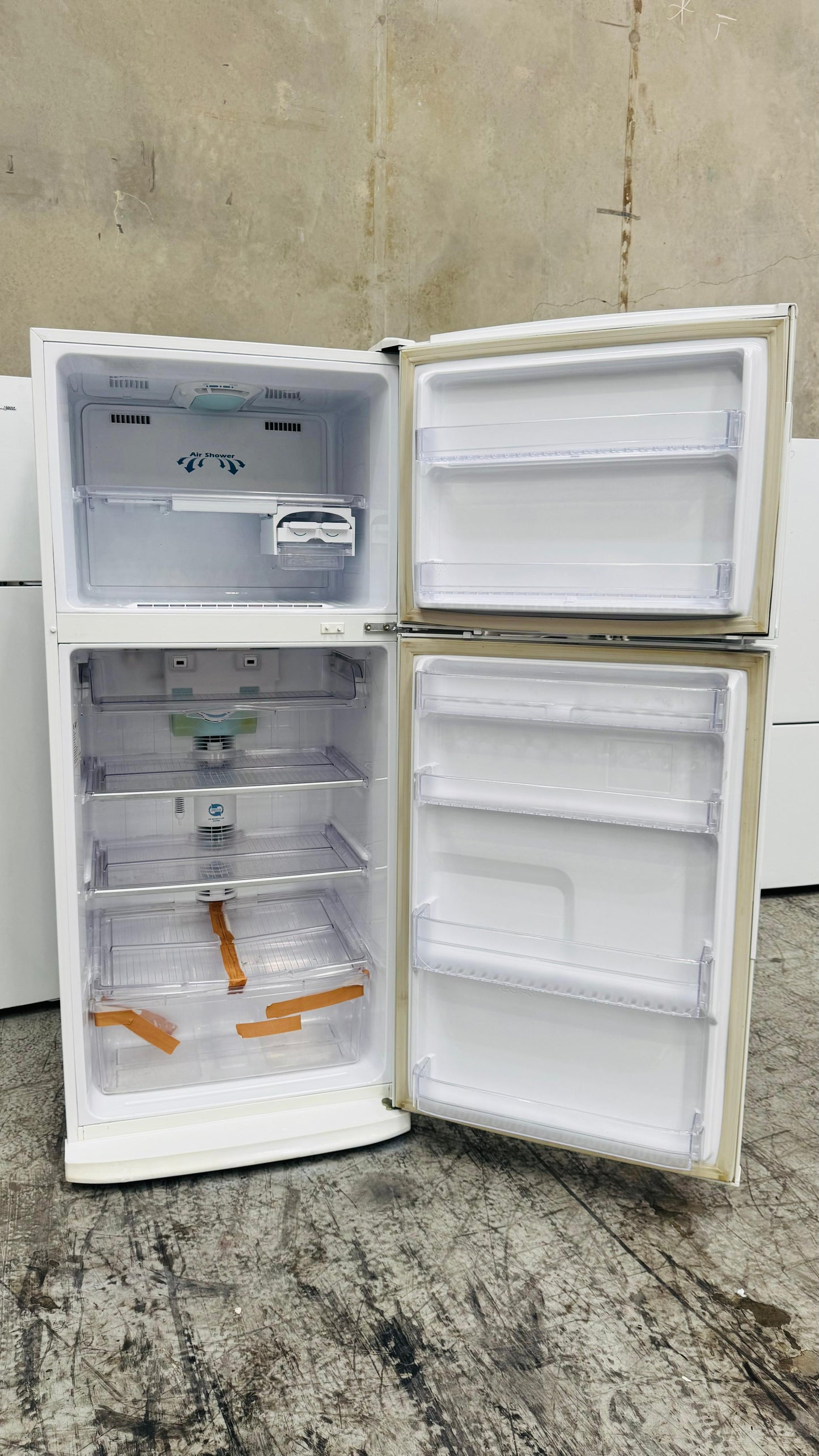 SAMSUNG 443 LITRES FRIDGE FREEZER