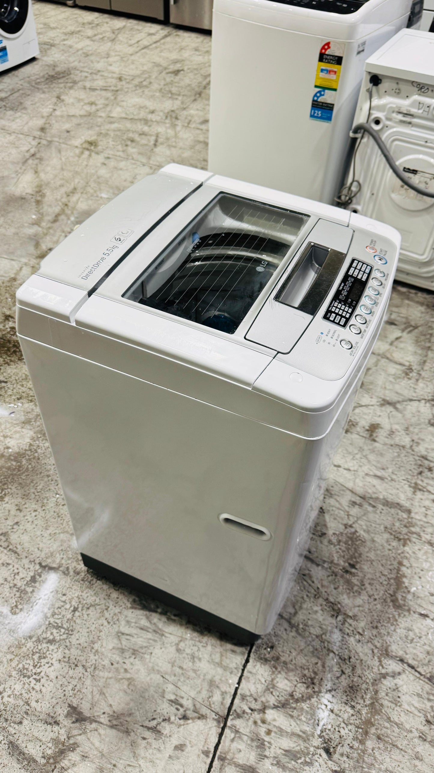 LG 5.5KGS TOP LOADER WASHING MACHINE