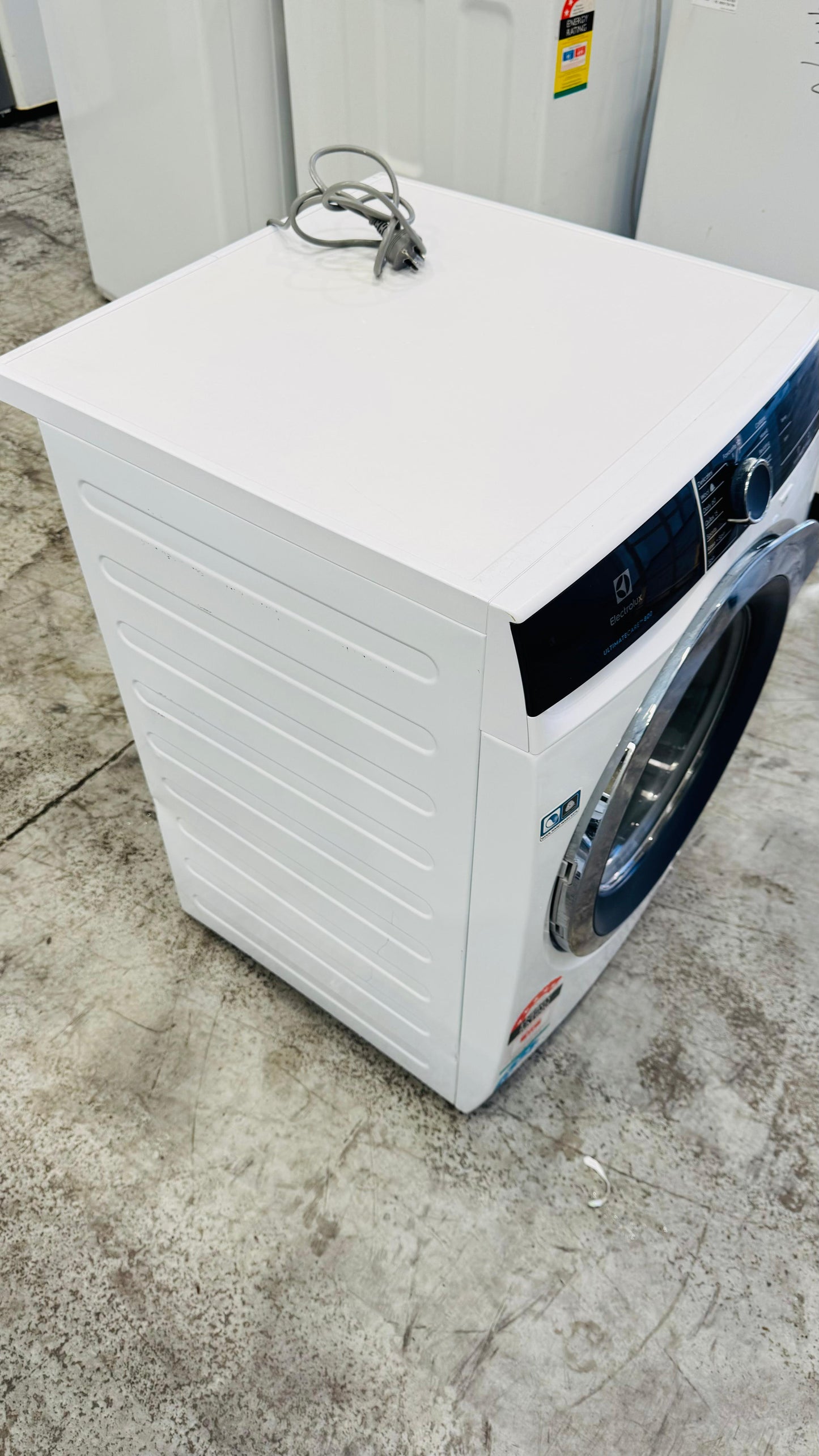 ELECTROLUX 9KGS FRONT LOADER WASHING MACHINE