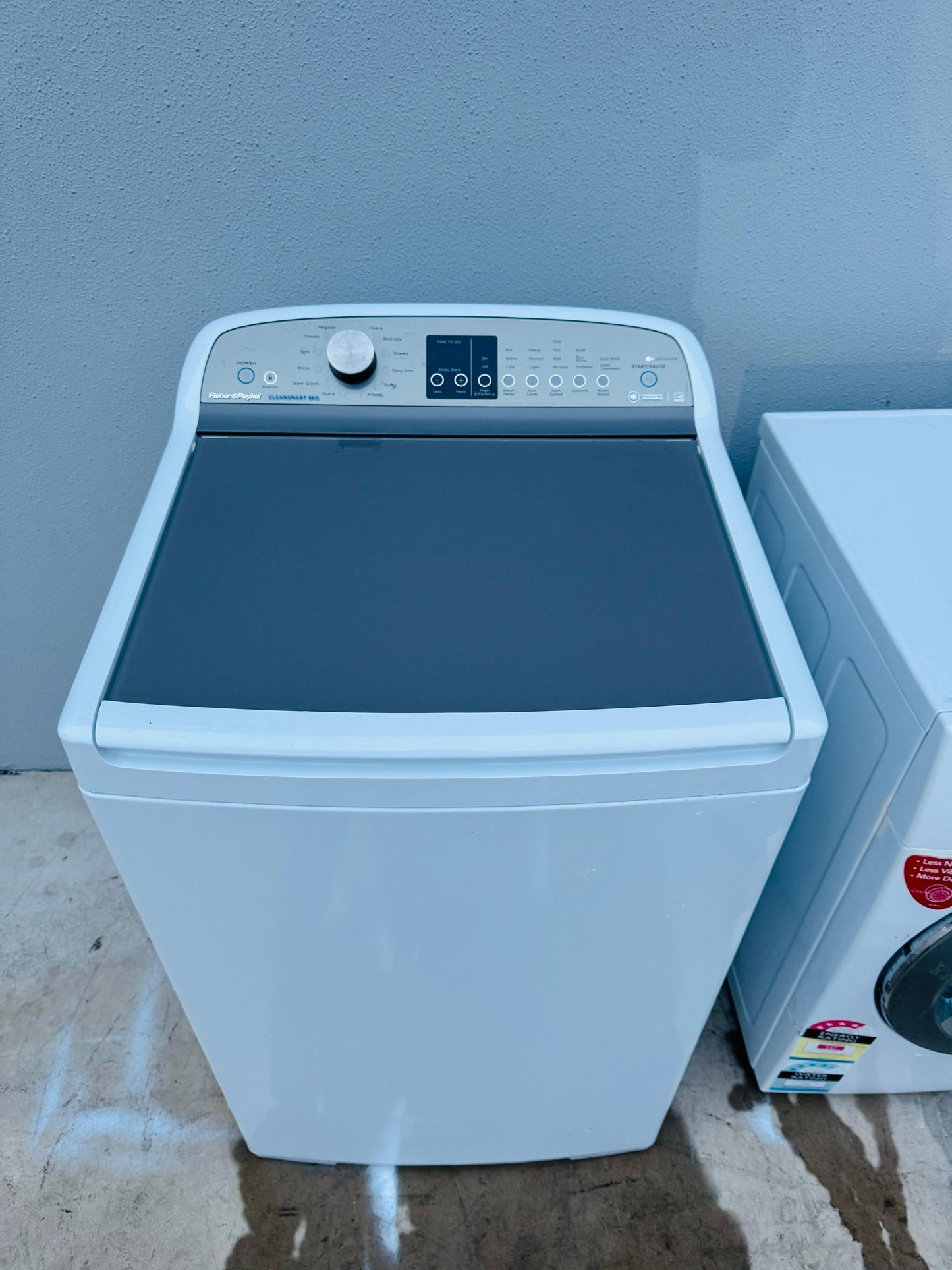 FISHER AND PAYKEL 8KGS TOP LOADER WASHING MACHINE
