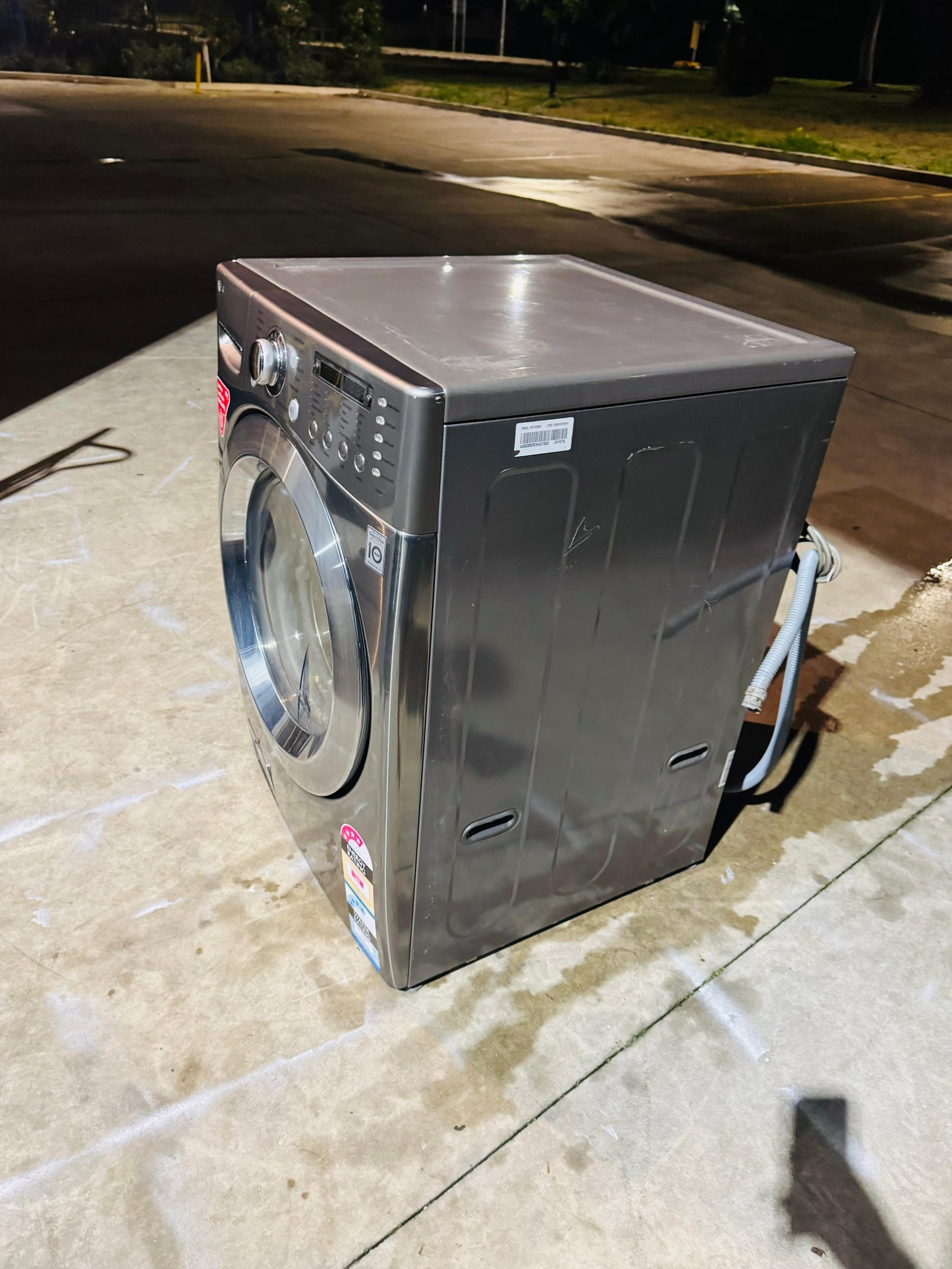 LG 10 KGS FRONT LOADER WASHING MACHINE