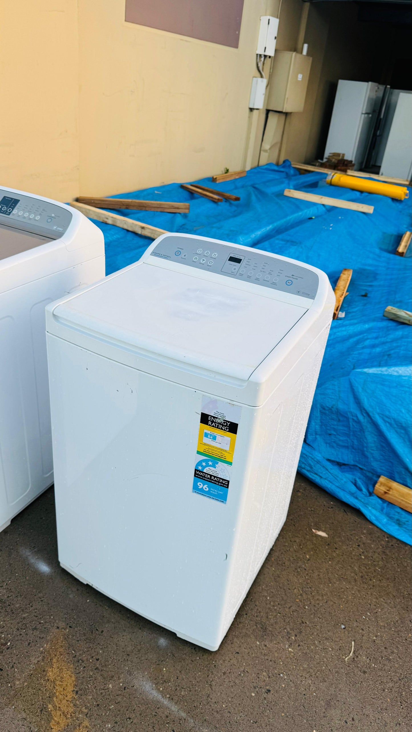 FISHER AND PAYKEL 8.5KGS TOP LOADER WASHING MACHINE