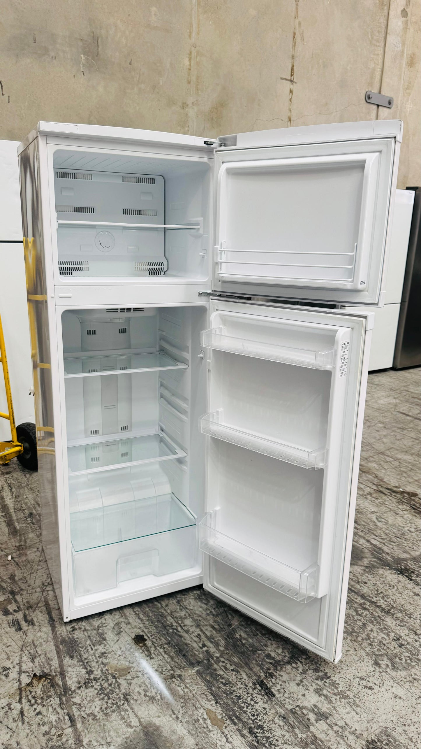 BEKO 253 LITRES FRIDGE FREEZER