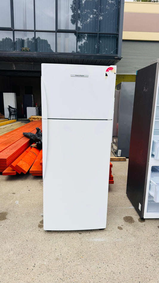 FISHER AND PAYKEL 380 LITRES FRIDGE FREEZER