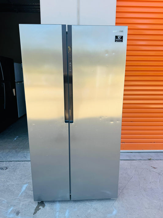 SAMSUNG 584 LITRES SIDE BY SIDE DOOR FRIDGE FREEZER