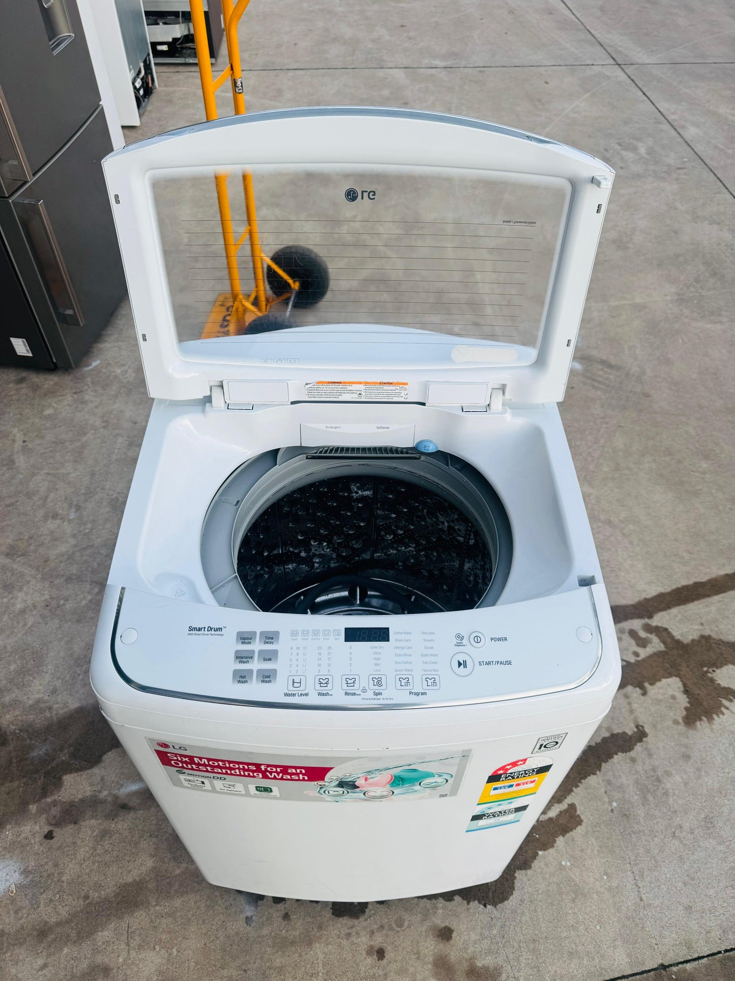 LG 9.5 KGS TOP LOADER WASHING MACHINE