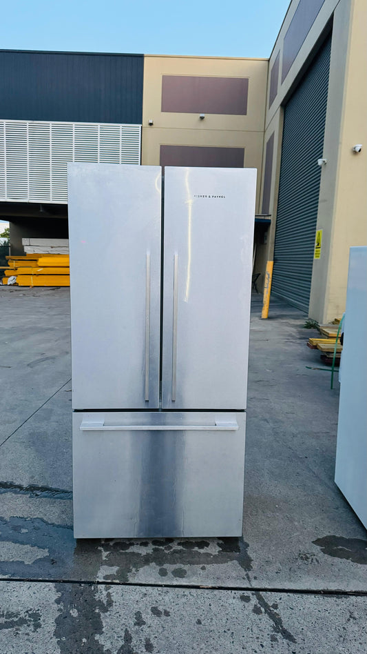 FISHER AND PAYKEL 519 LITRES FRENCH DOOR FRIDGE FREEZER
