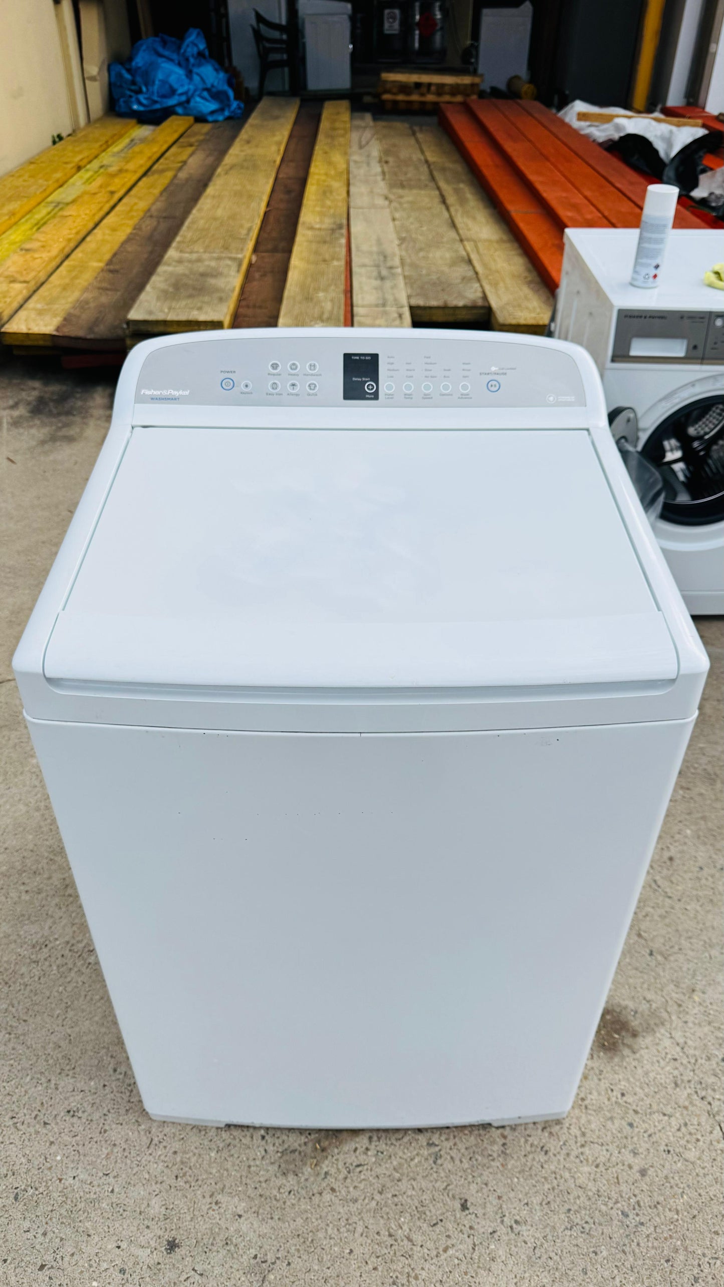 FISHER AND PAYKEL 10KGS TOP LOADER WASHING MACHINE
