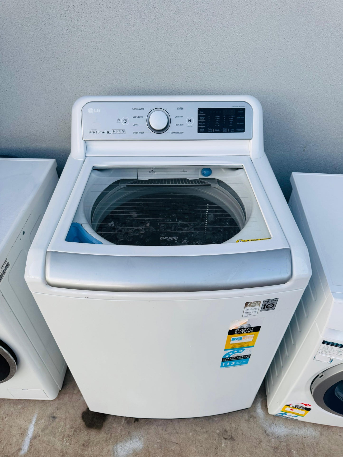 LG 11 KGS TOP LOADER WASHING MACHINE
