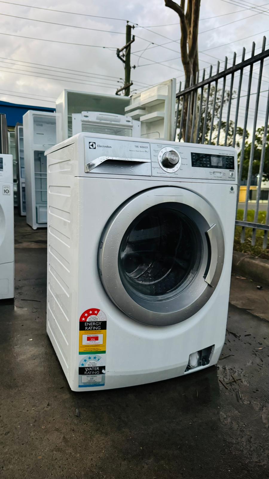 ELECTROLUX 8KGS FRONT LOADER WASHING MACHINE