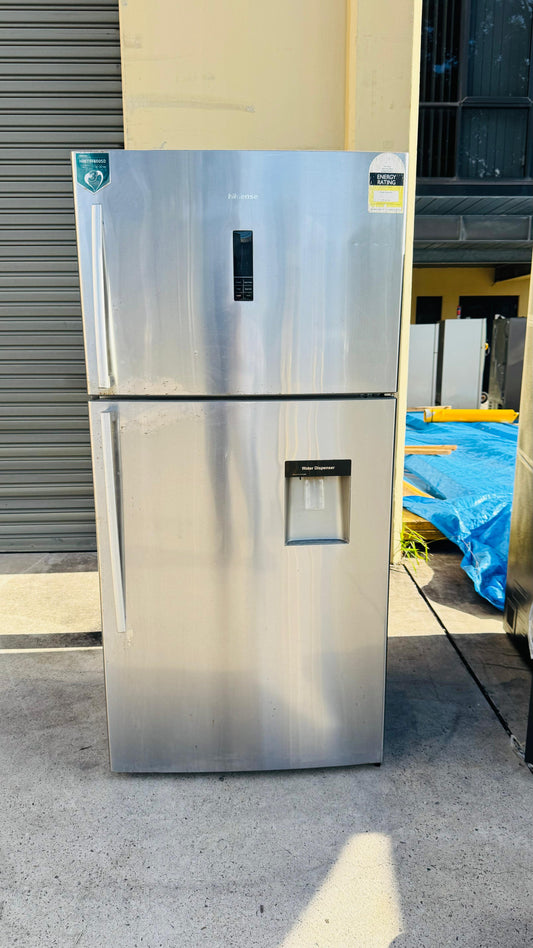 HISENSE 600 LITRES FRIDGE FREEZER