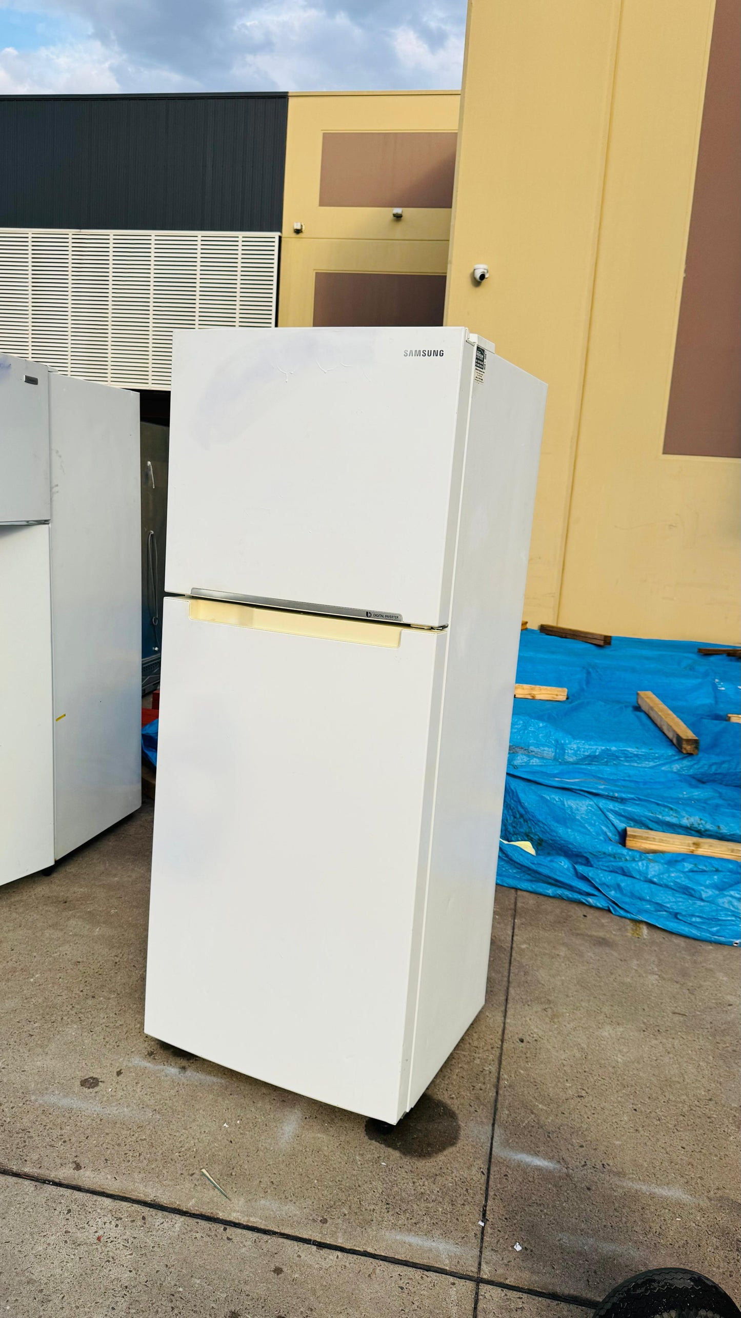 SAMSUNG 400 LITRES FRIDGE FREEZER