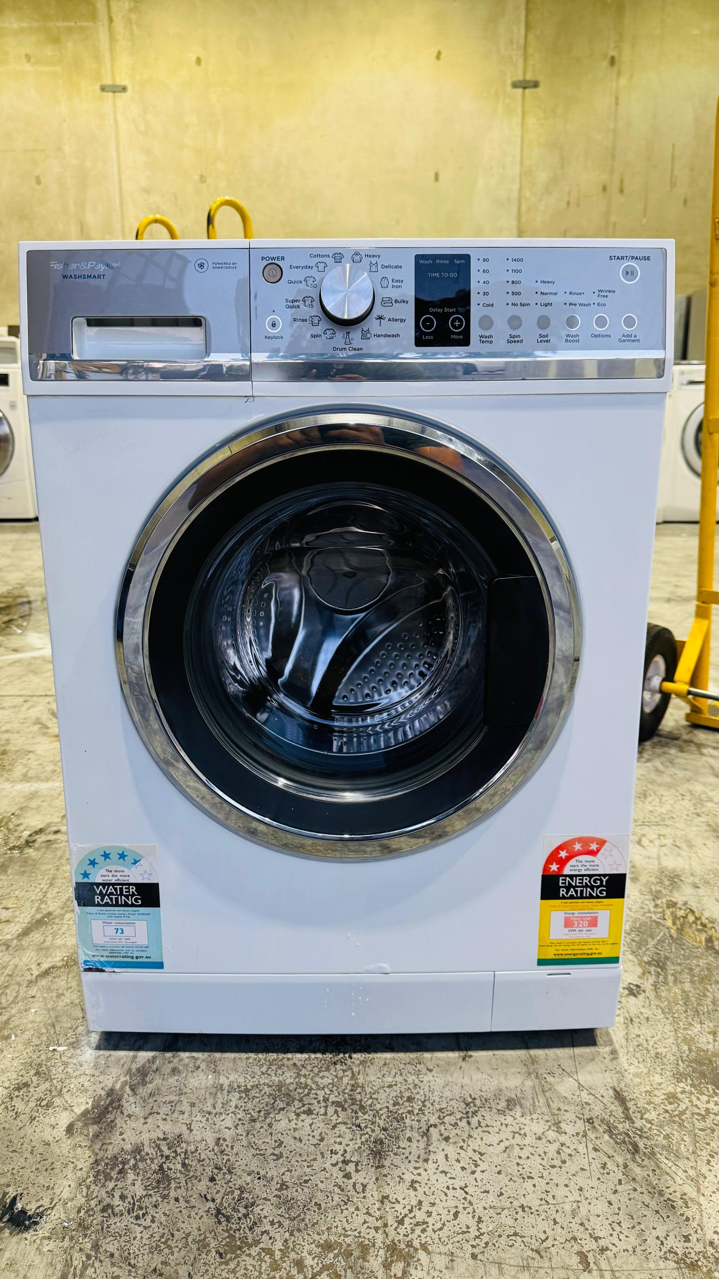 FISHER AND PAYKEL 8.5KGS FRONT LOADER WASHING MACHINE