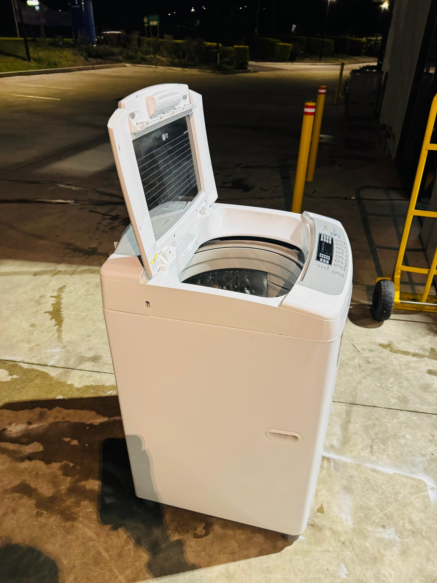 LG 8.5 KGS TOP LOADER WASHING MACHINE