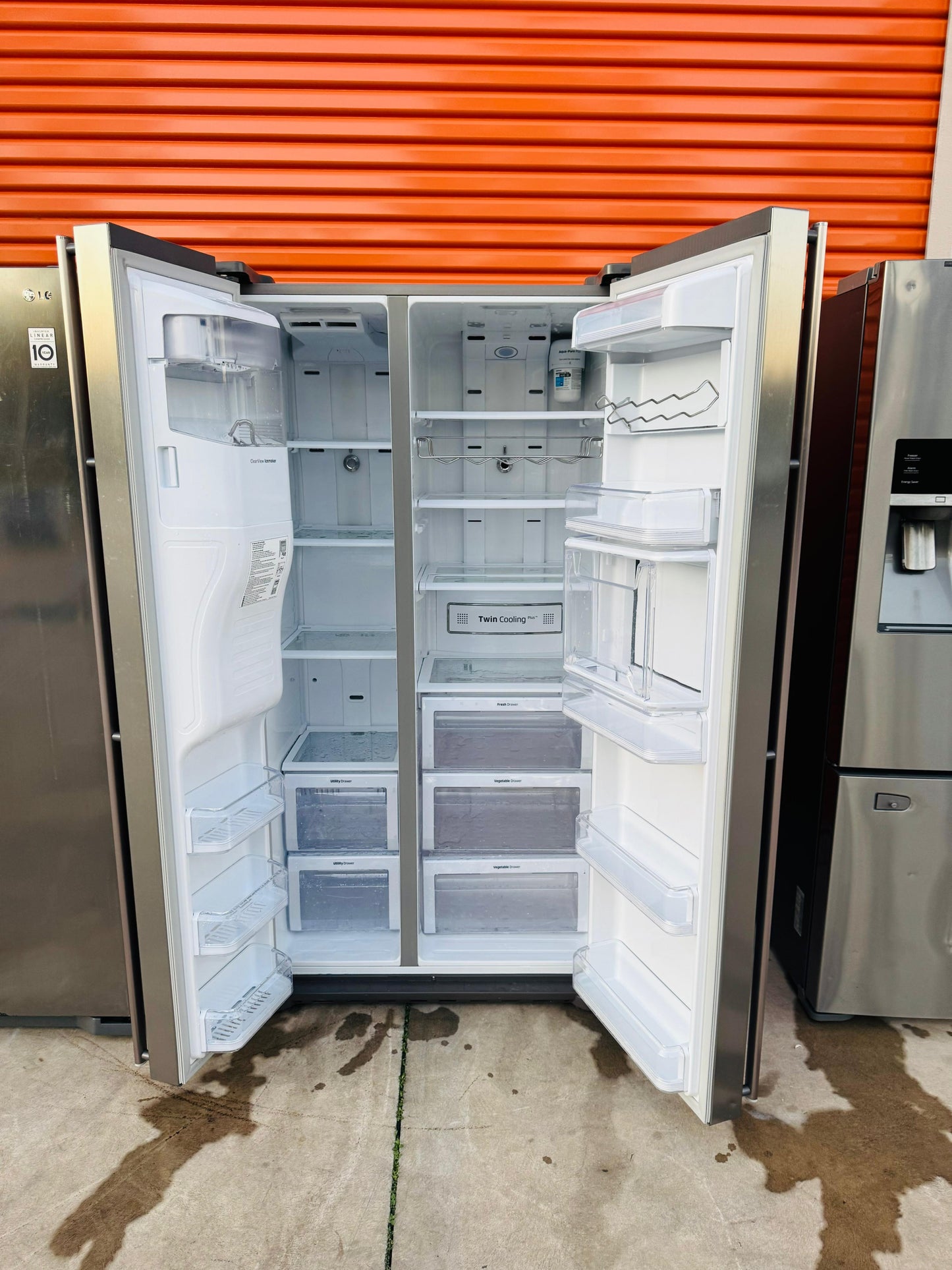 SAMSUNG 676 LITRES SIDE BY SIDE DOOR FRIDGE FREEZER