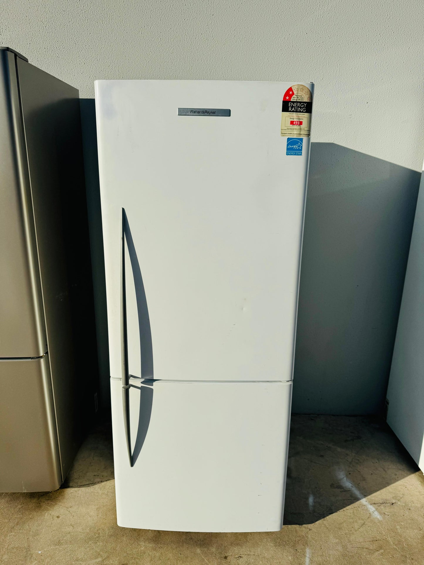 FISHER AND PAYKEL 373 LITRES FRIDGE FREEZER