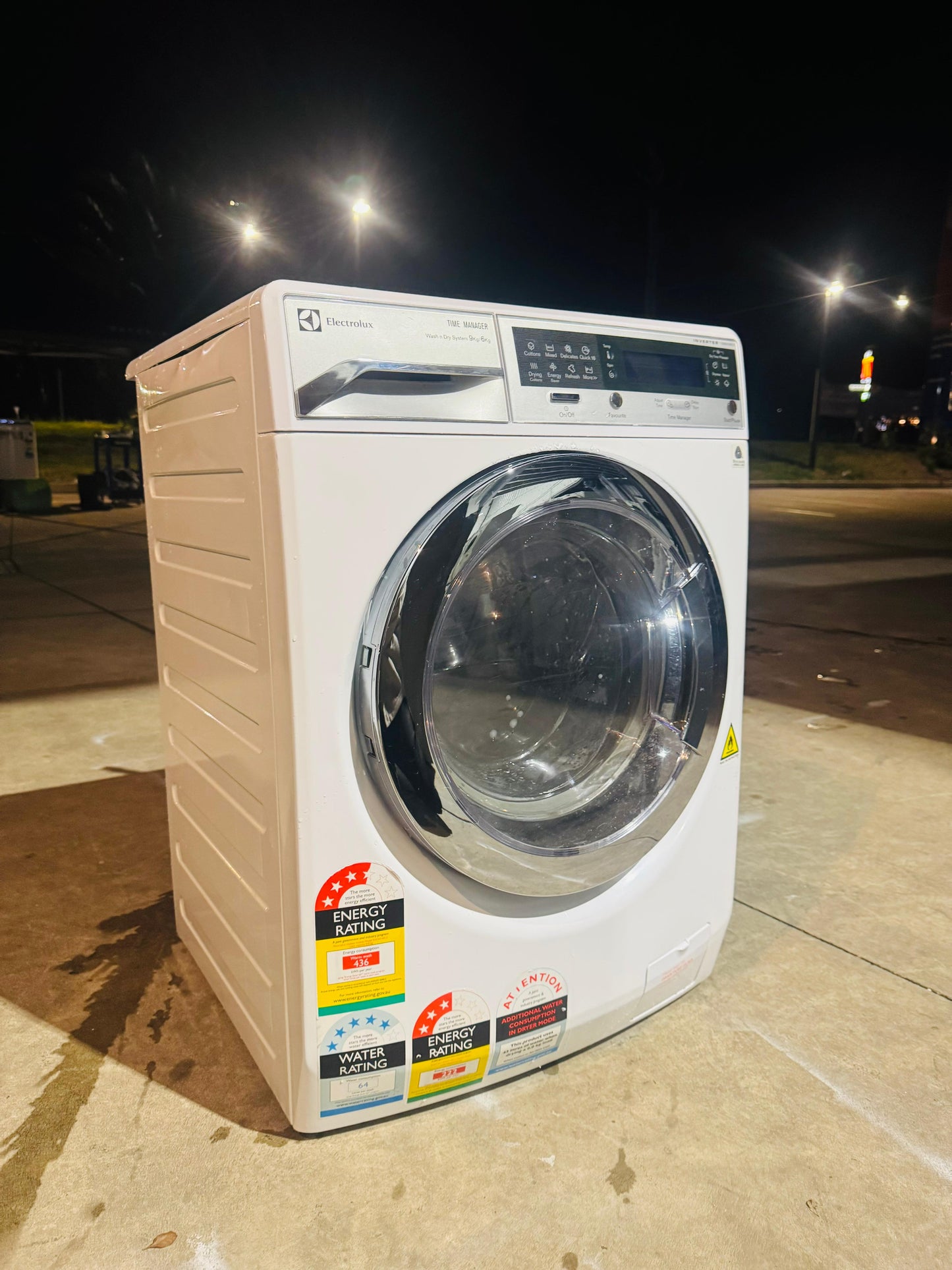 ELECTROLUX 9KGS FRONT LOADER WASHING MACHINE