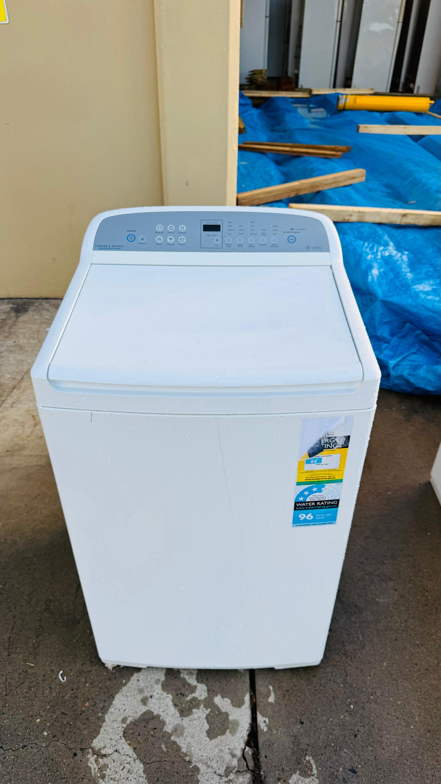FISHER AND PAYKEL 8.5KGS TOP LOADER WASHING MACHINE