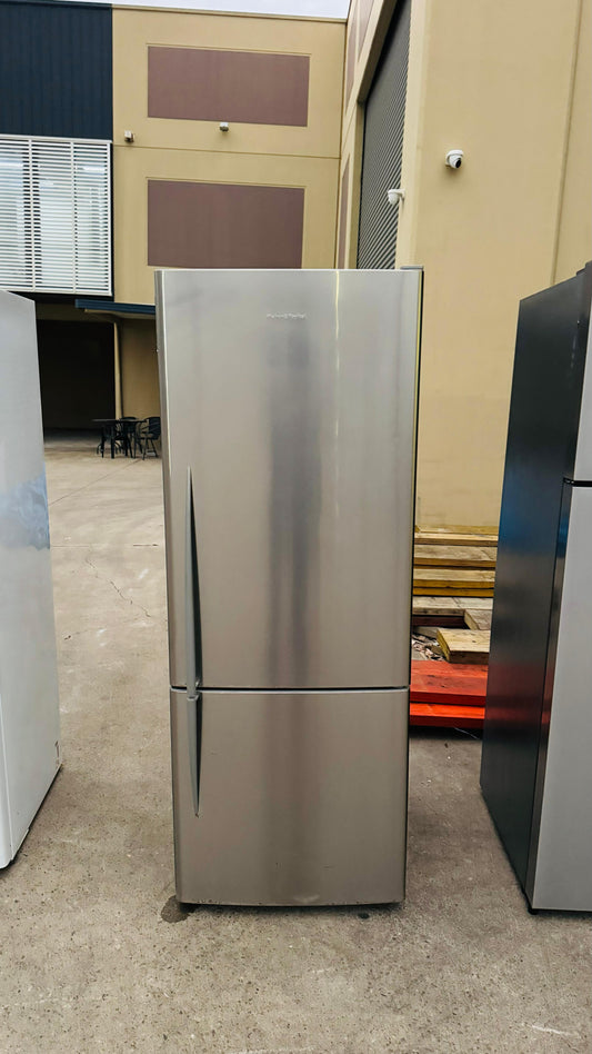 FISHER AND PAYKEL 403 LITRES FRIDGE FREEZER