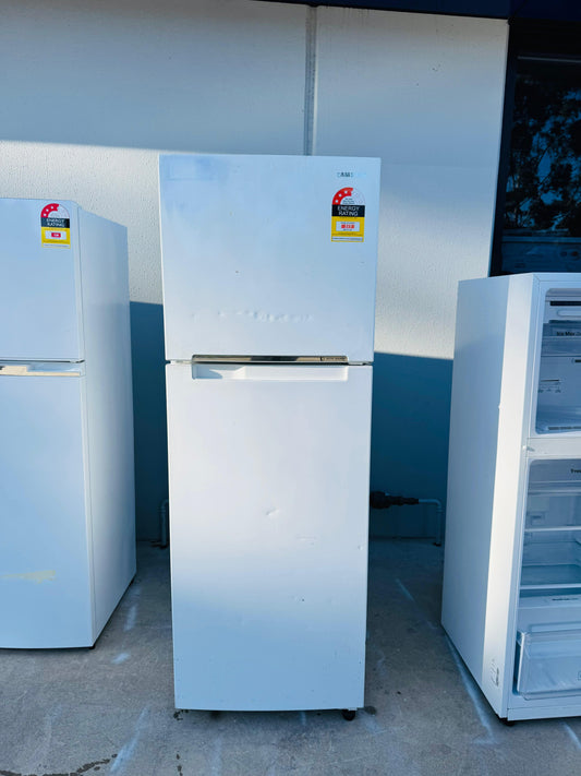 SAMSUNG 341 LITRES FRIDGE FREEZER