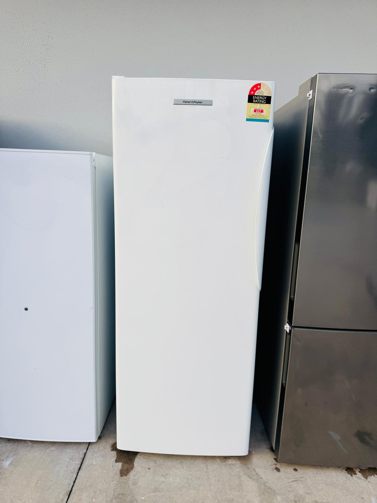 FISHER AND PAYKEL 389 LITRES FREEZER ONLY